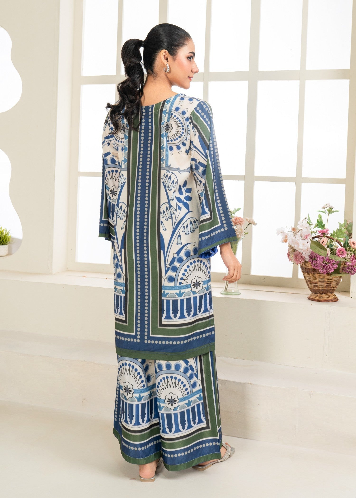 Four Season Boutique OCEAN CORDSETS Women 2pcs