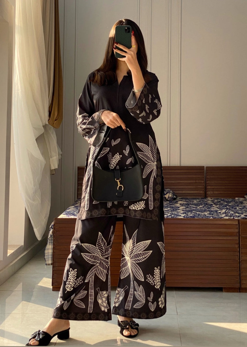 Ayesha B black (jabeen) Women 2pcs