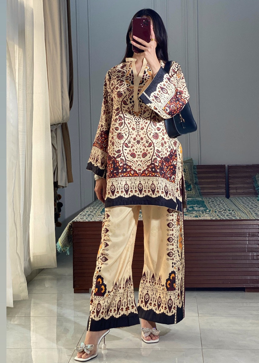 Ayesha B (sheela) Women 2pcs