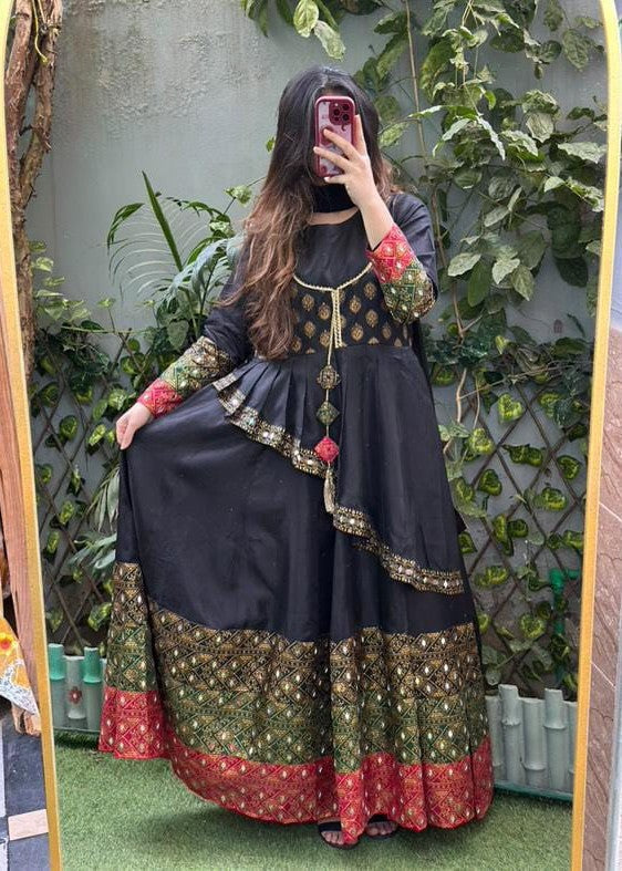 1 Mahoor Haven gul bano 0053 Women 4pcs