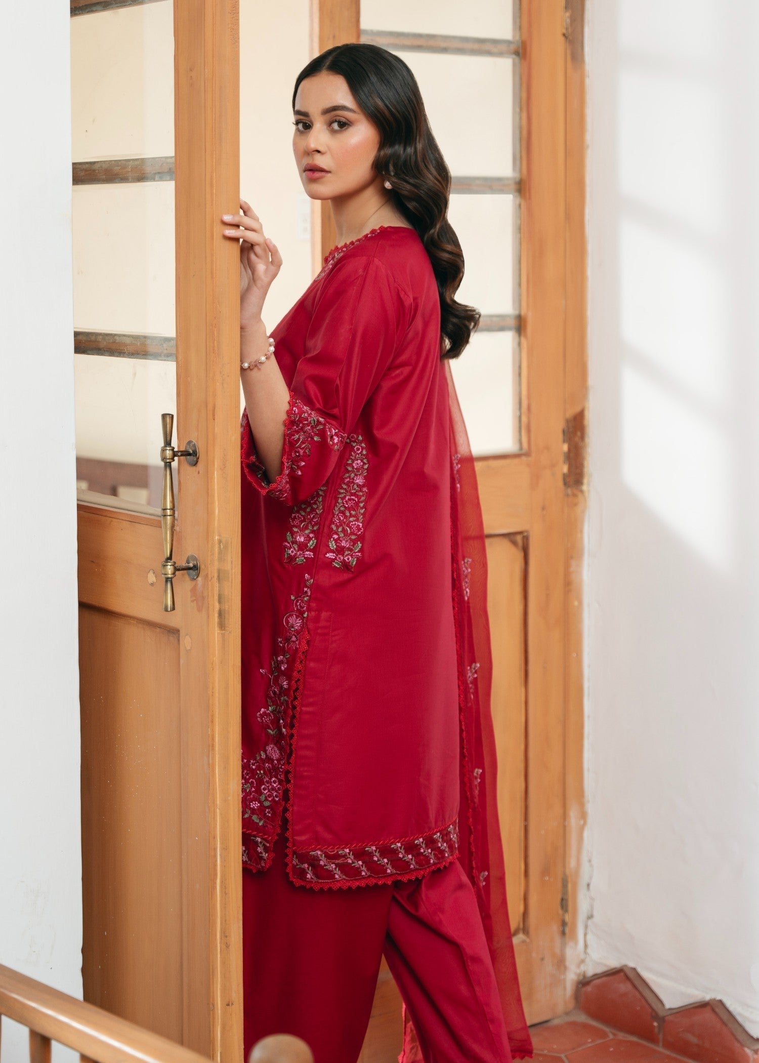 Mannat Carmine Women 3pcs