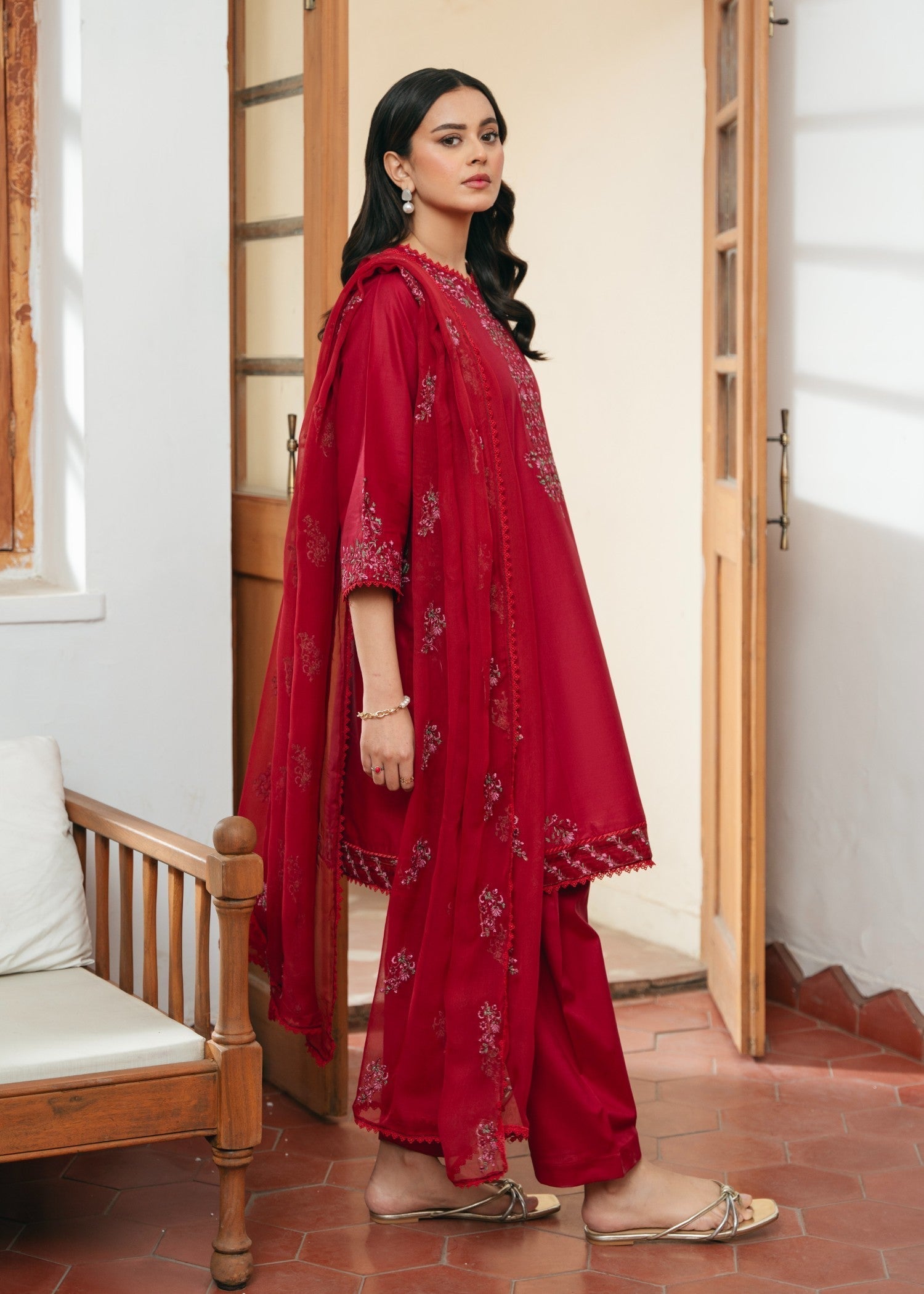 Mannat Carmine Women 3pcs