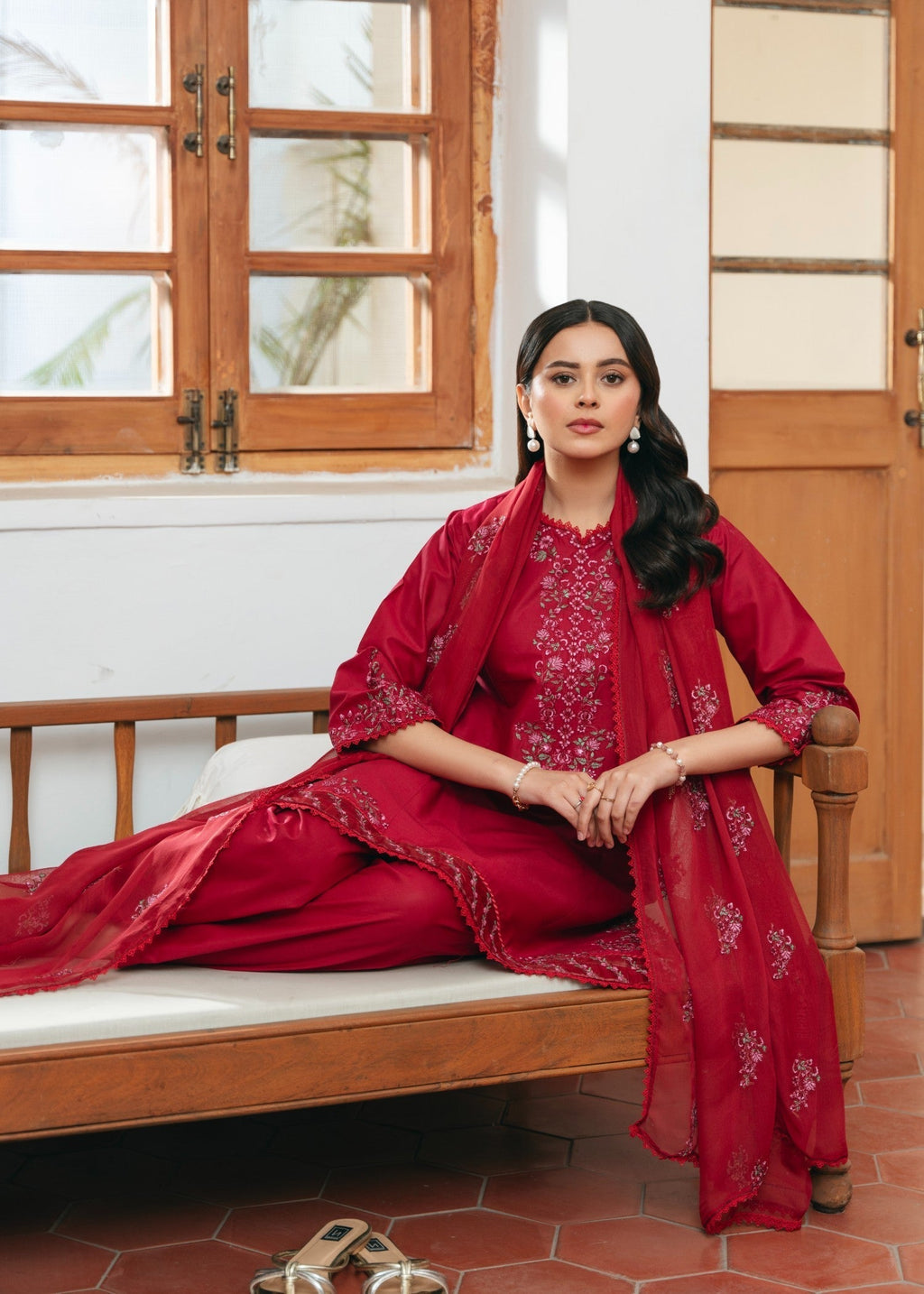 Mannat Carmine Women 3pcs