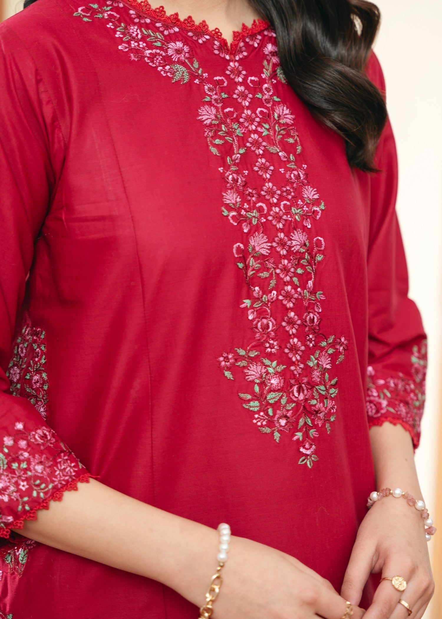 Mannat Carmine Women 3pcs