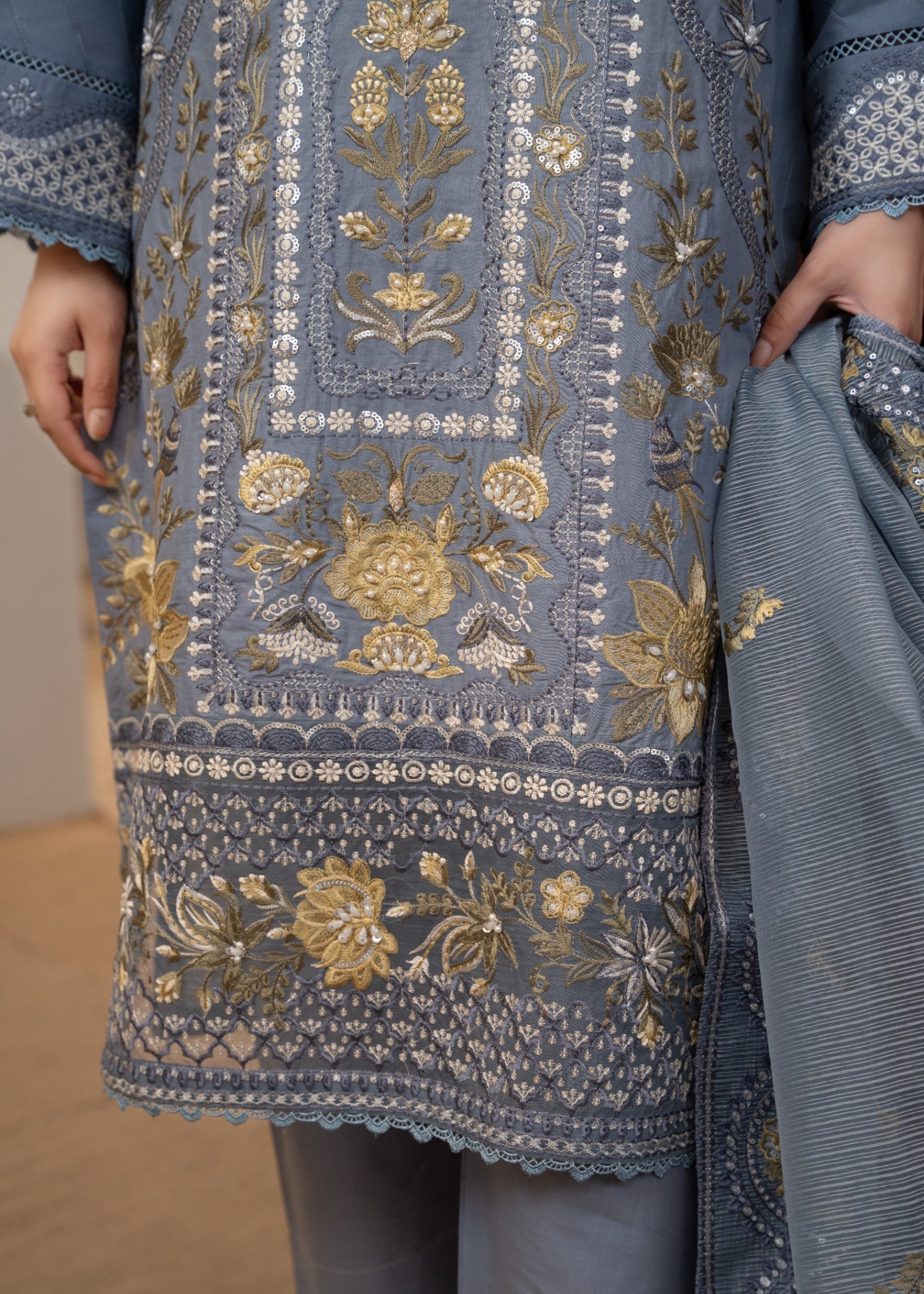 Waniya Awais WAL 13 Lawn Stitched Women 3pcs