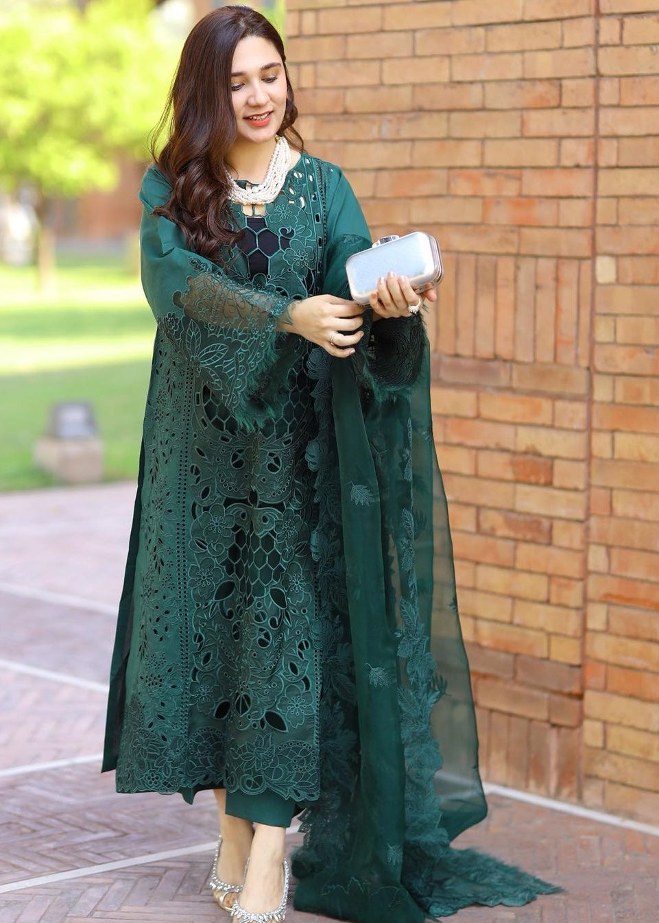 Suits By Sadia Merium bottle green lawn Women 3pcs