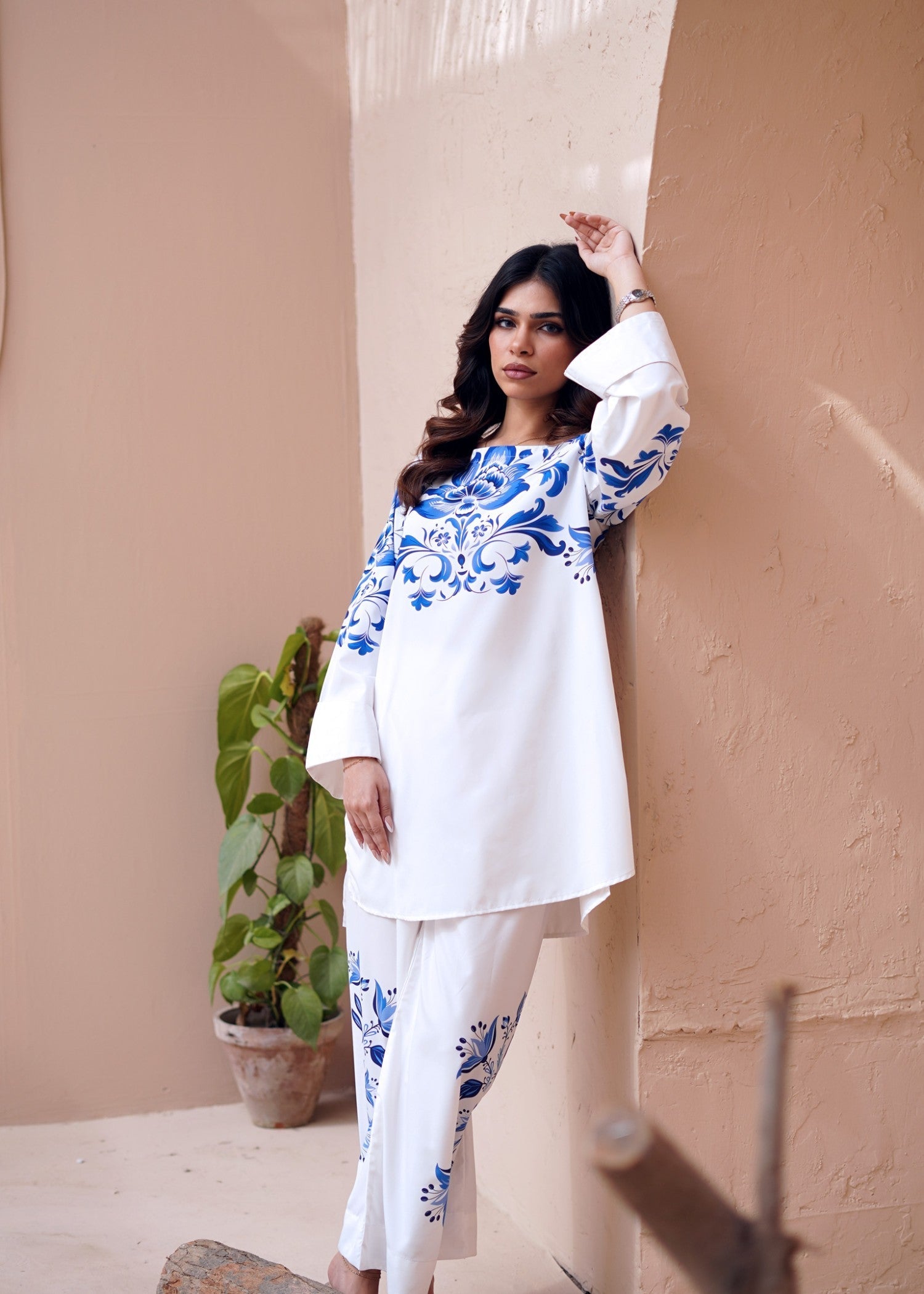 Nairah Azure White Women 2pcs