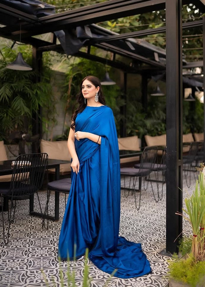 Tonics Clothing Impreial Blue Women 2pcs