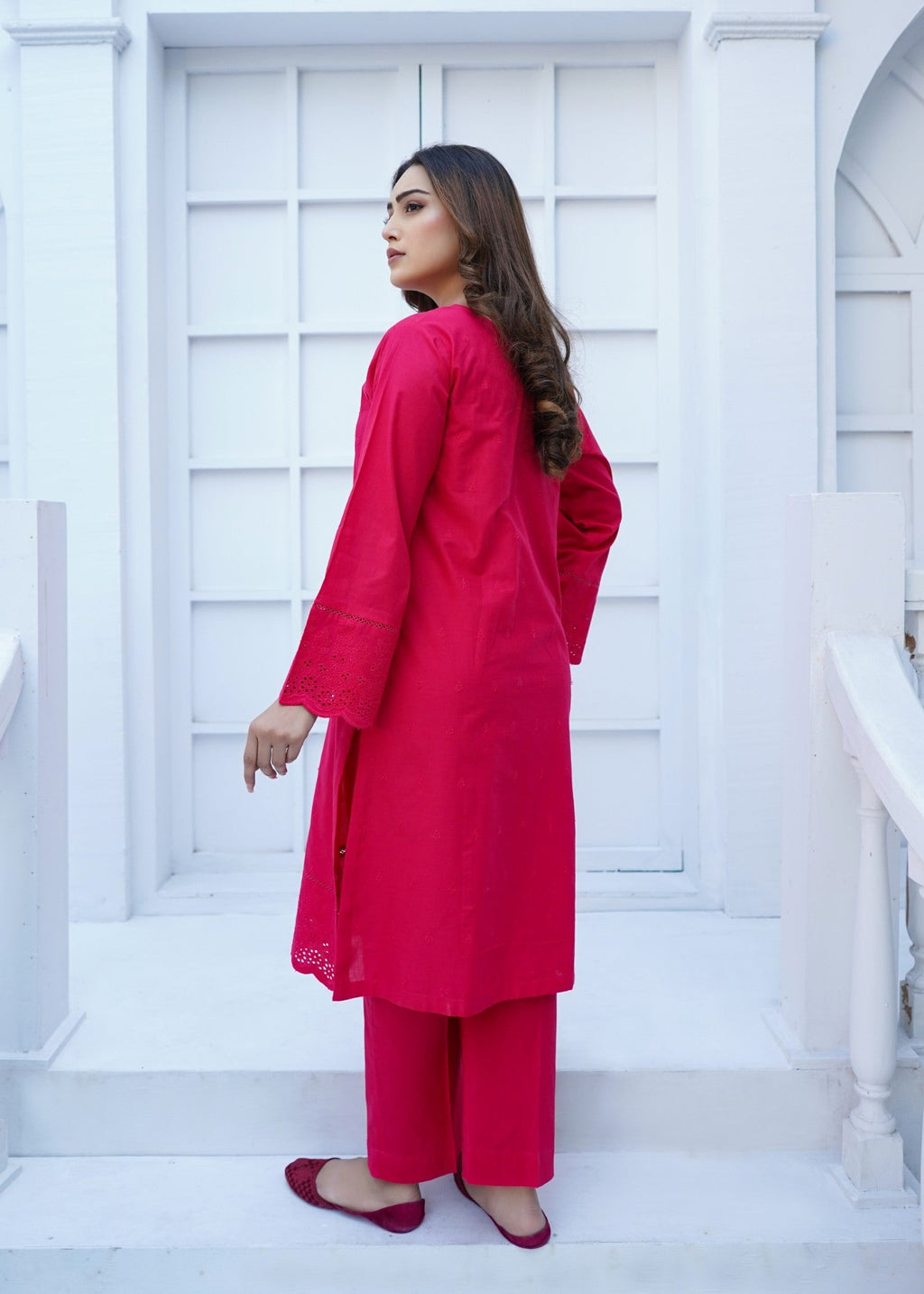 Yolo Pret Schiffli Border Embroidered Lawn JASHAN S25 0008 Women 2pcs