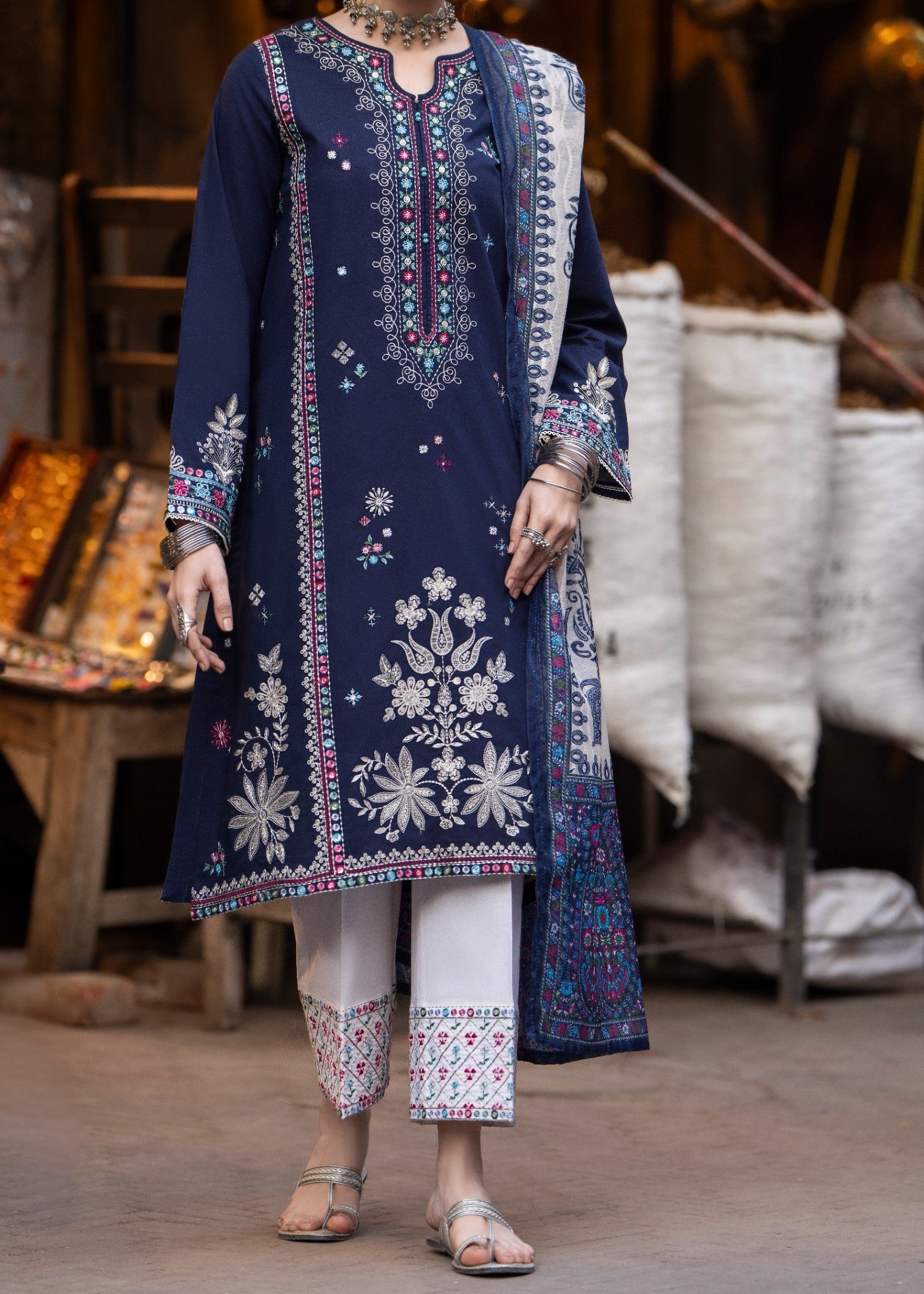 Casual Lite Bazaar D13 Women 3pcs