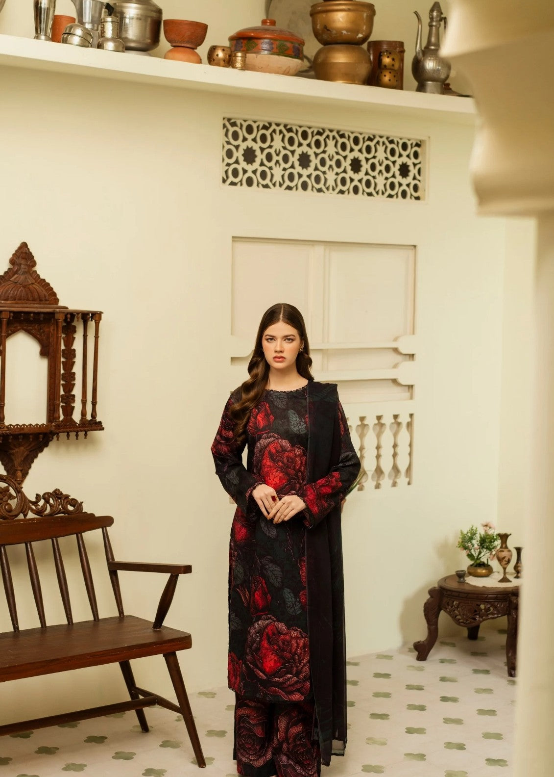 Feathers ZAYNA Women 3pcs