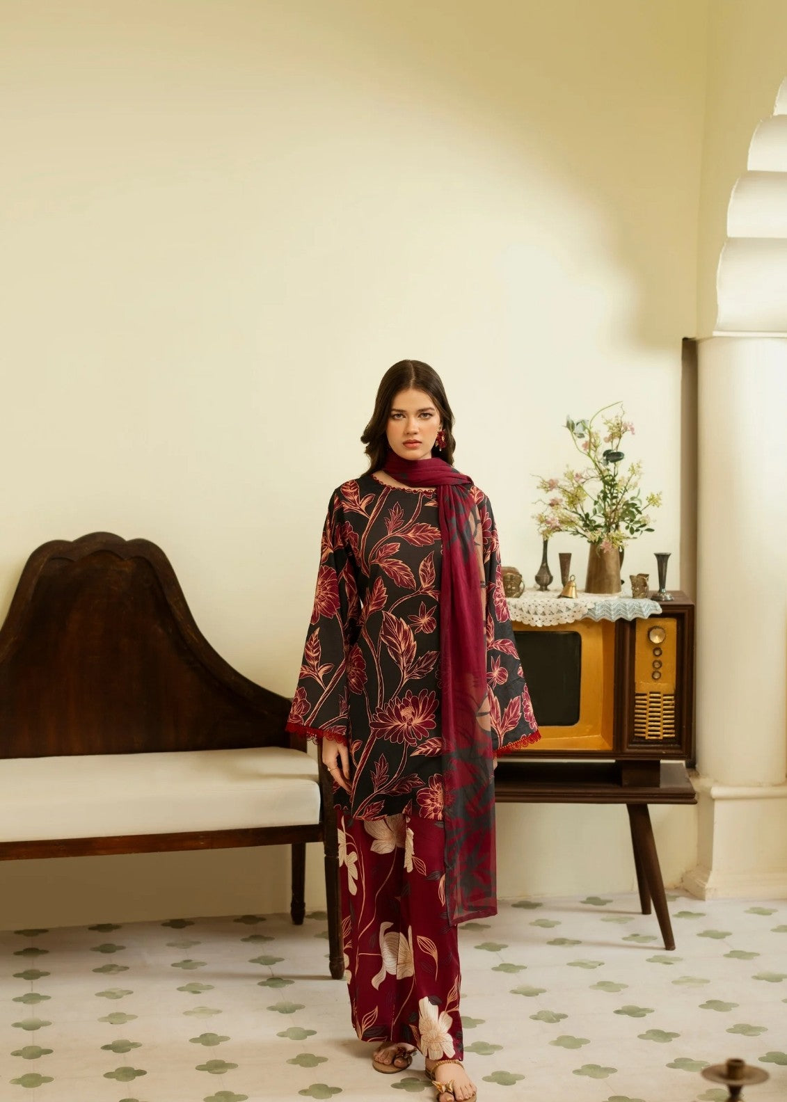 Feathers SAPHIRA Women 3pcs