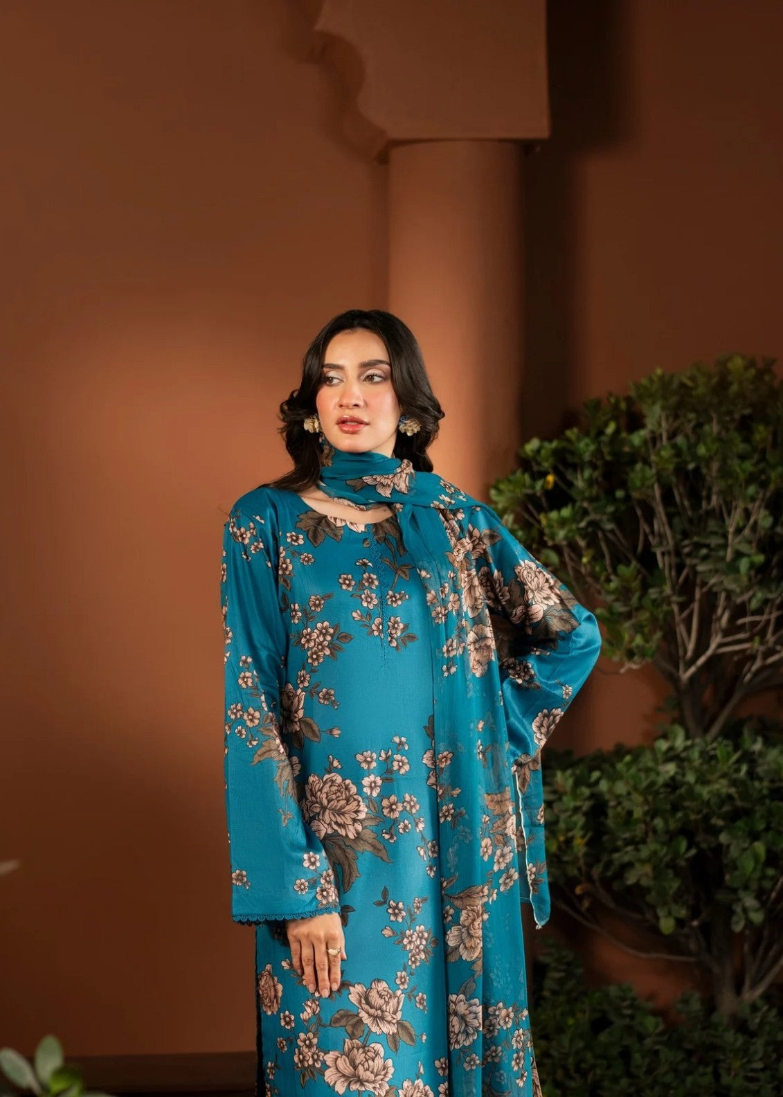 Feathers ELARA Women 3pcs