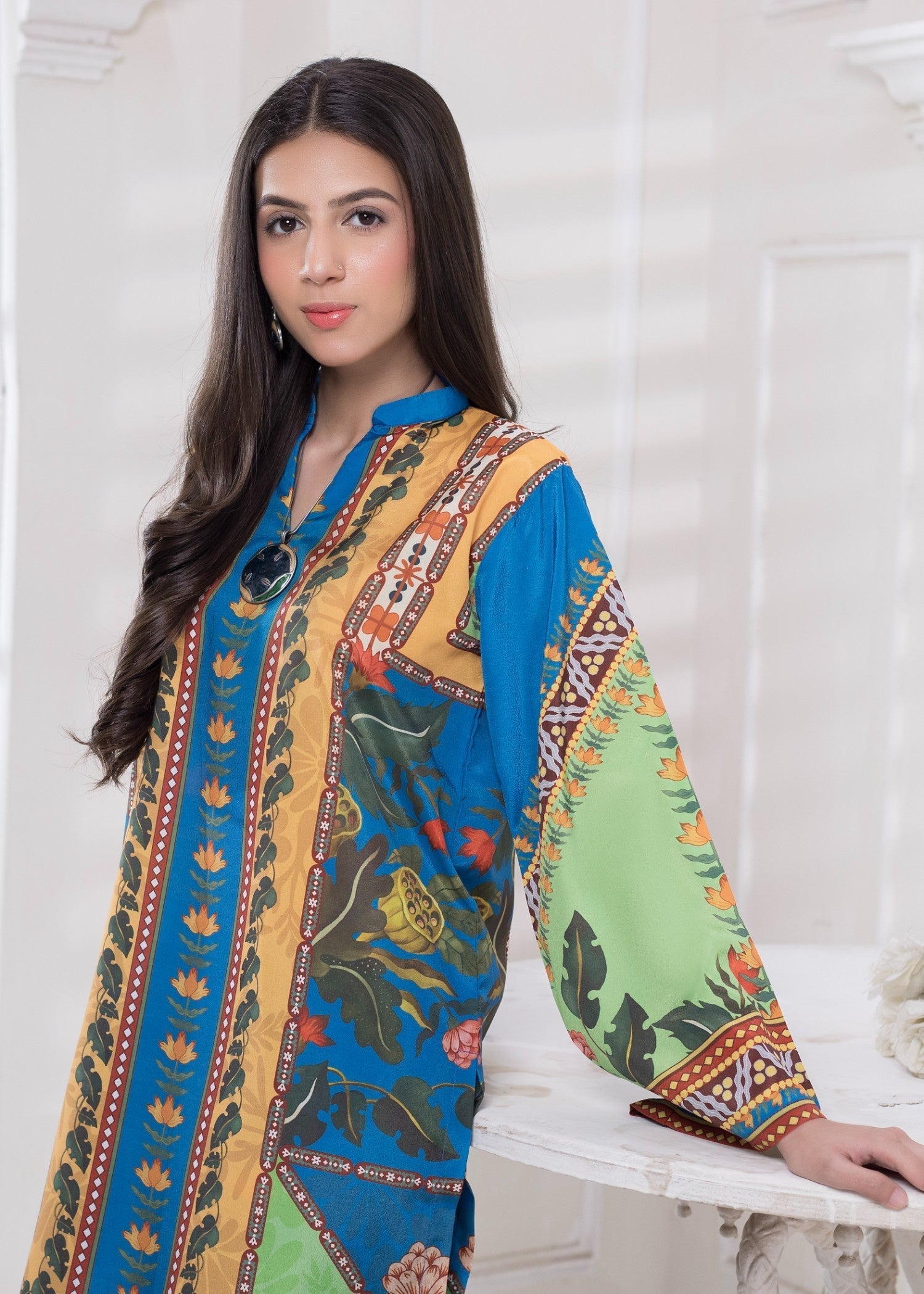 Khadija Sharif Morvee Women 2pcs