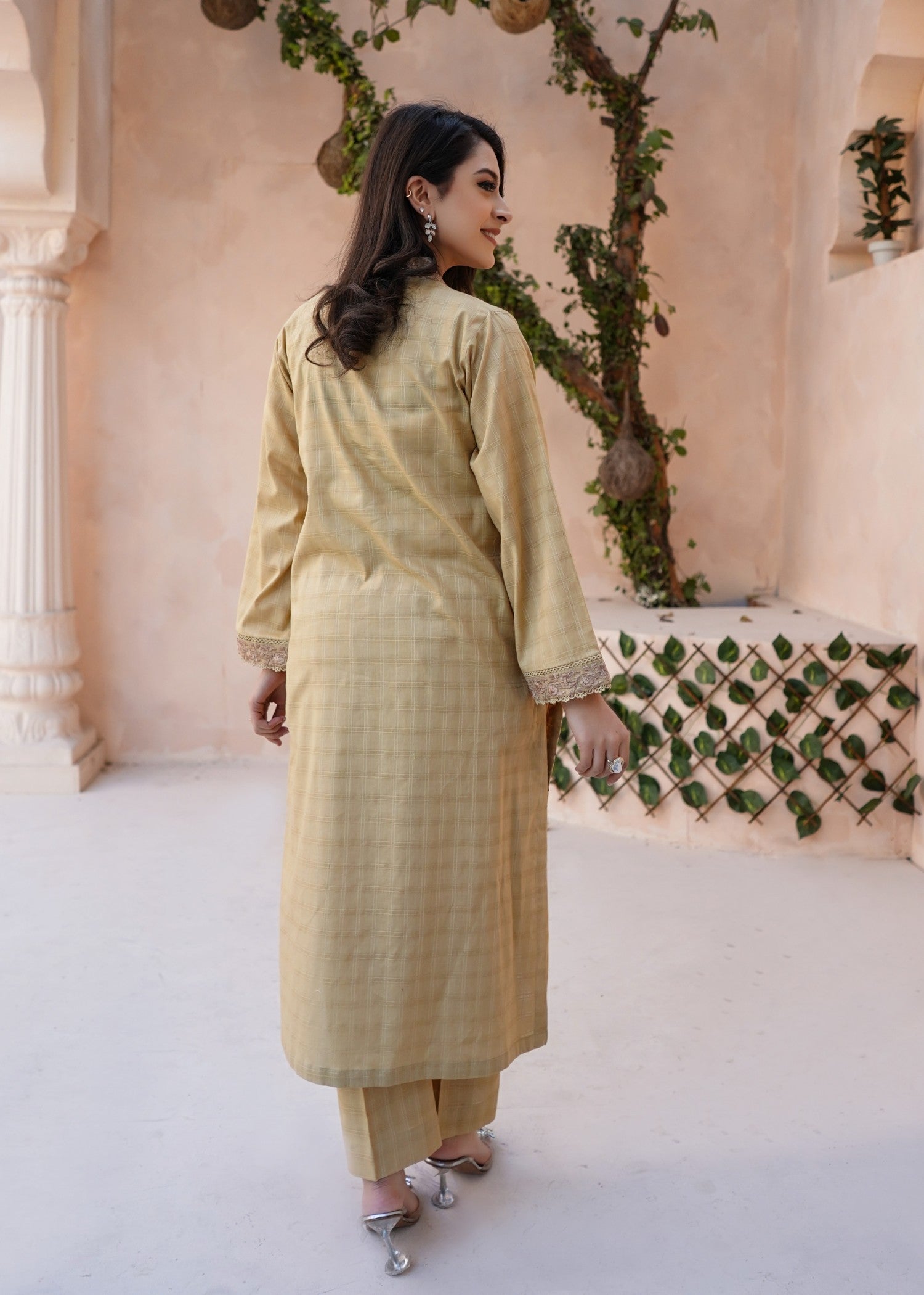 Yolo Pret Embroidered Infinity Lawn JASHAN S25 0013 Women 2pcs