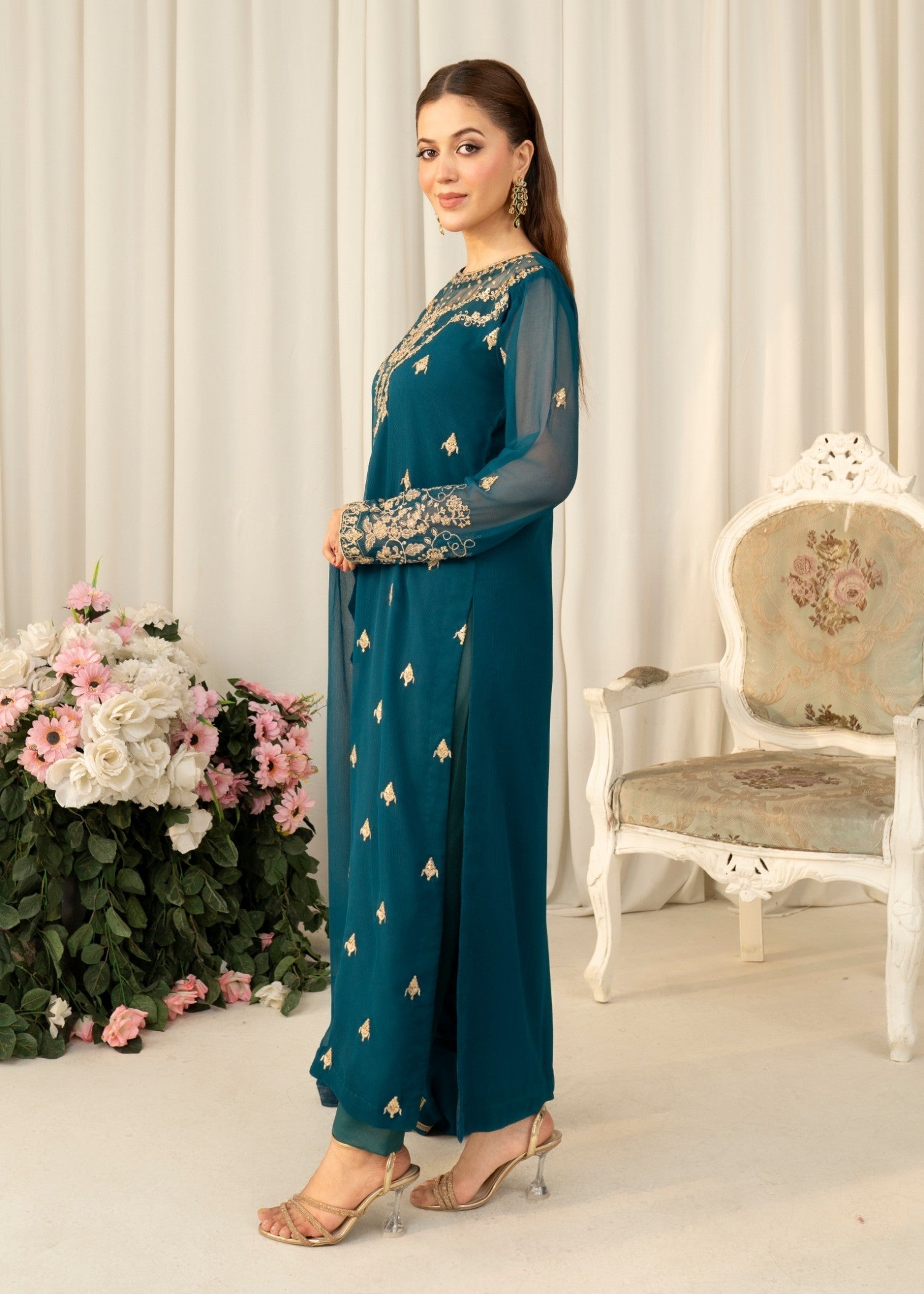Agha Jaan Myra Women 3pcs