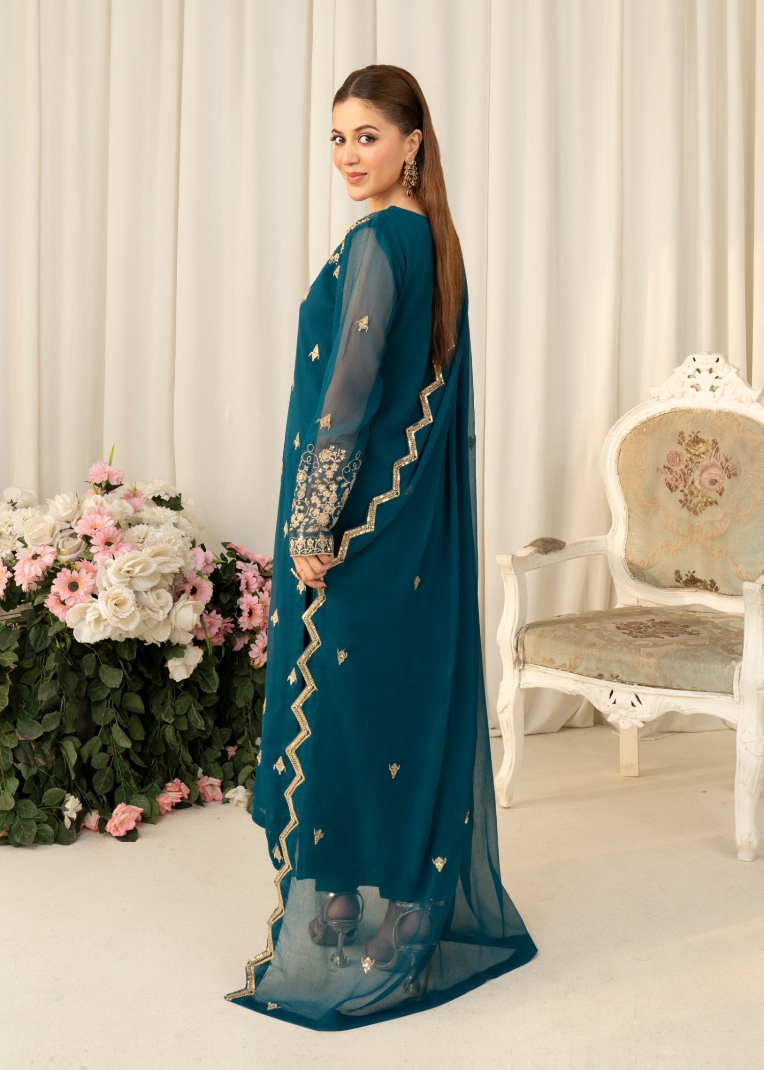 Agha Jaan Myra Women 3pcs