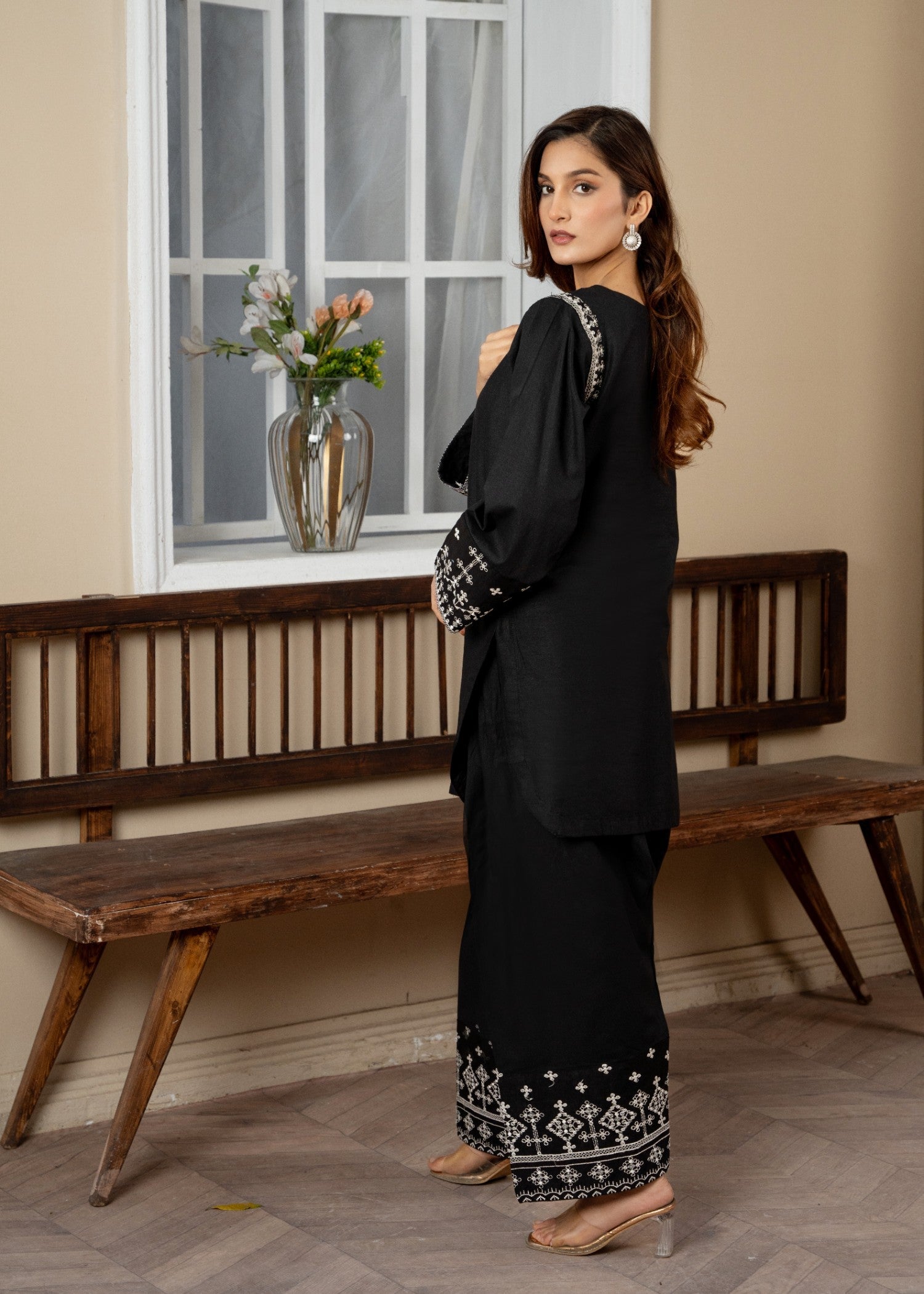 Momin Online farshi shalwar 006 Women 2pcs