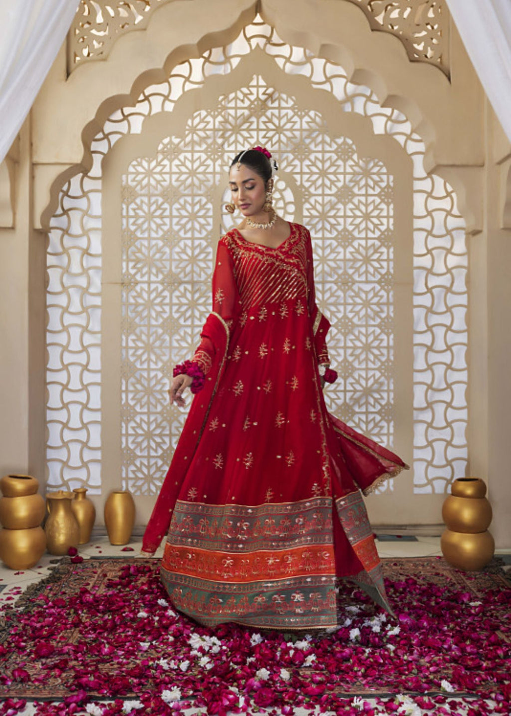 Meeraki Surkhaab Women 3pcs