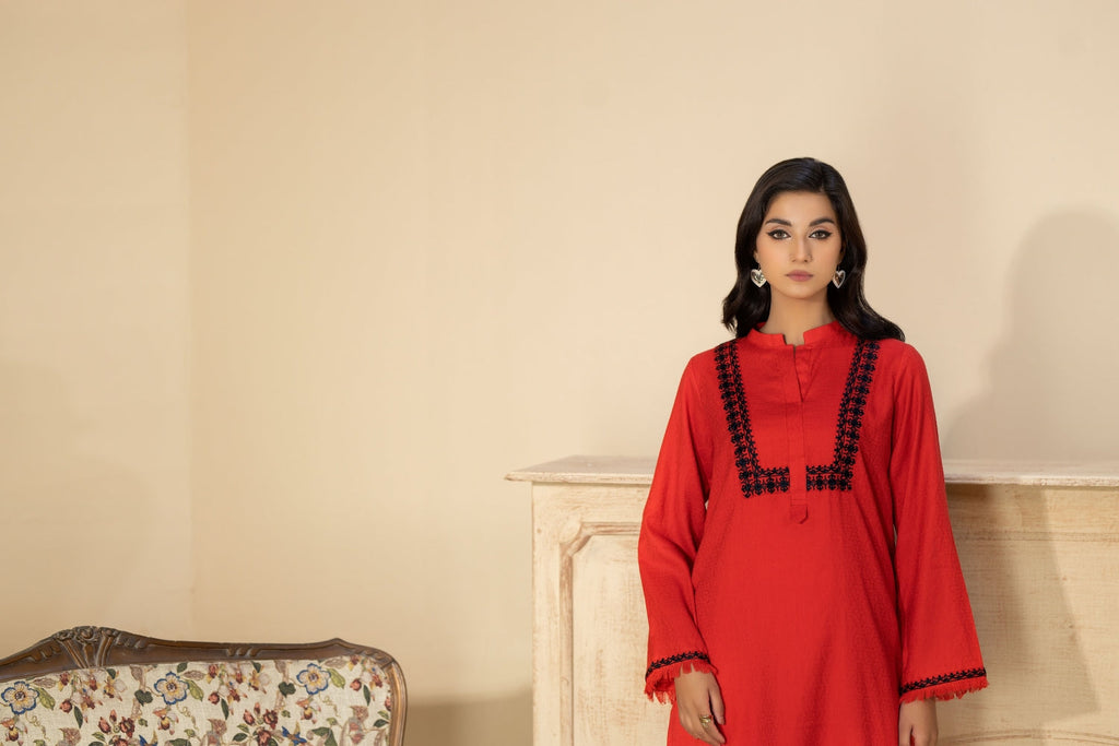 La Rosaa LW 11 Red Embroidered Women 2pcs