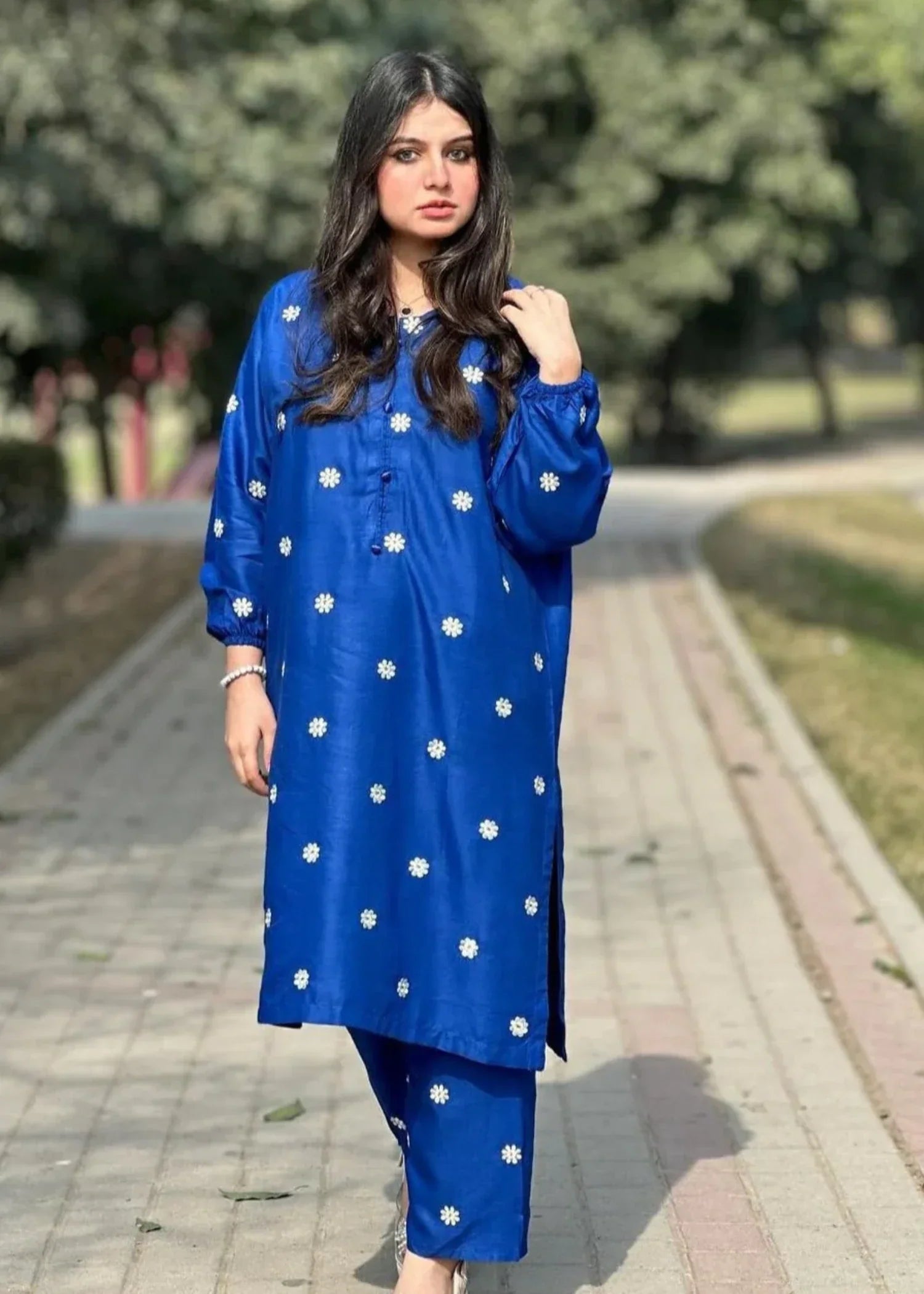 Sajfi Closet Dove Embroidered Stitched Suit for Women Women 2pcs