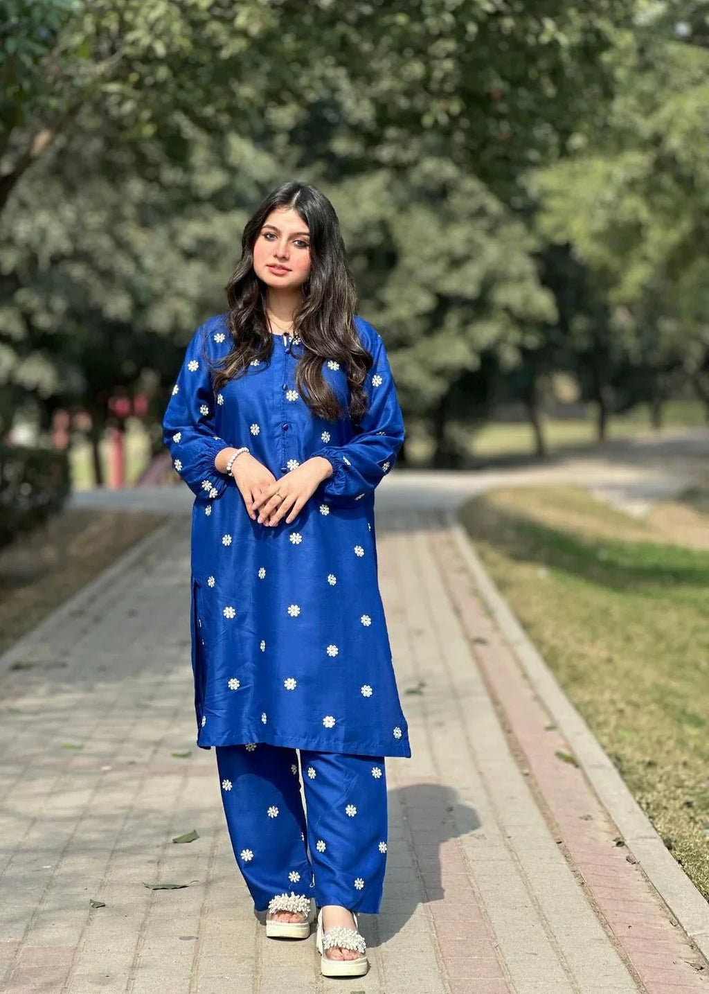 Sajfi Closet Dove Embroidered Stitched Suit for Women Women 2pcs