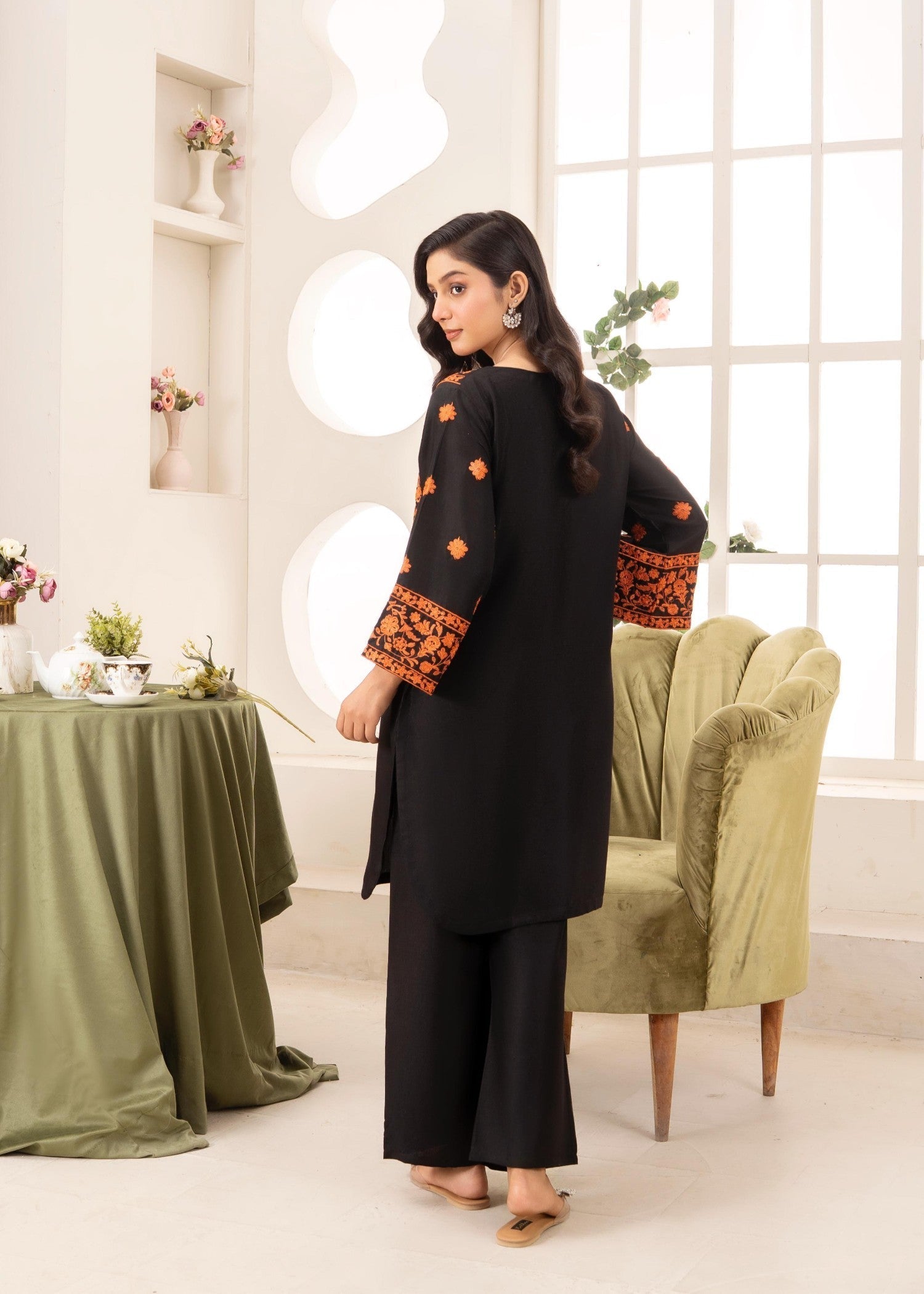 Stylish Collection BLACK LAVA Women 2pcs