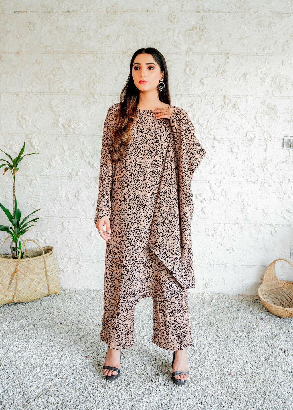 Laiba Mir Garnet Women 2pcs
