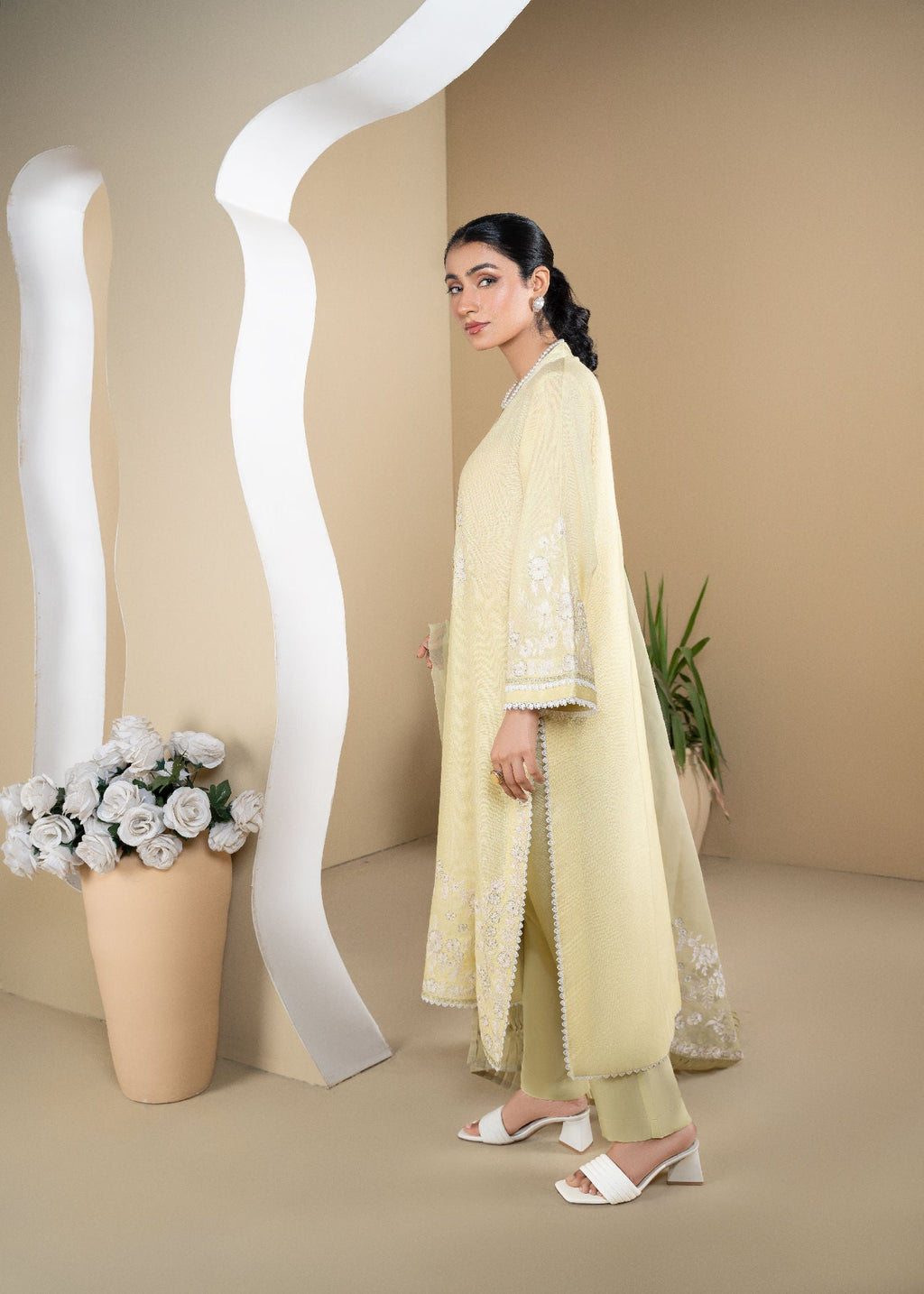 Muntaha By Shanzay Zureen SFLP01 Women 3pcs