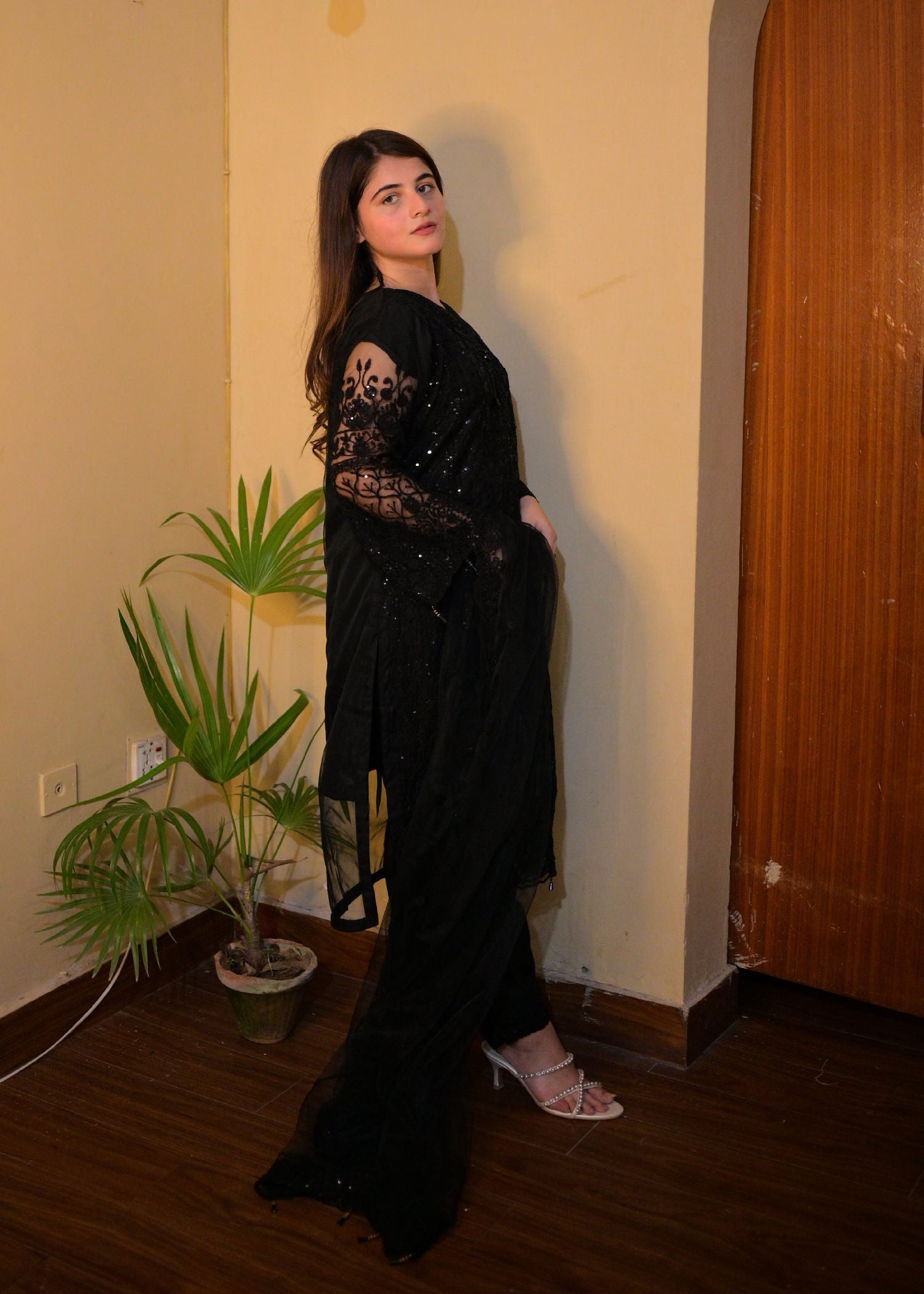 Four Season Boutique BLACK CAT SEQUNECE Women 3pcs