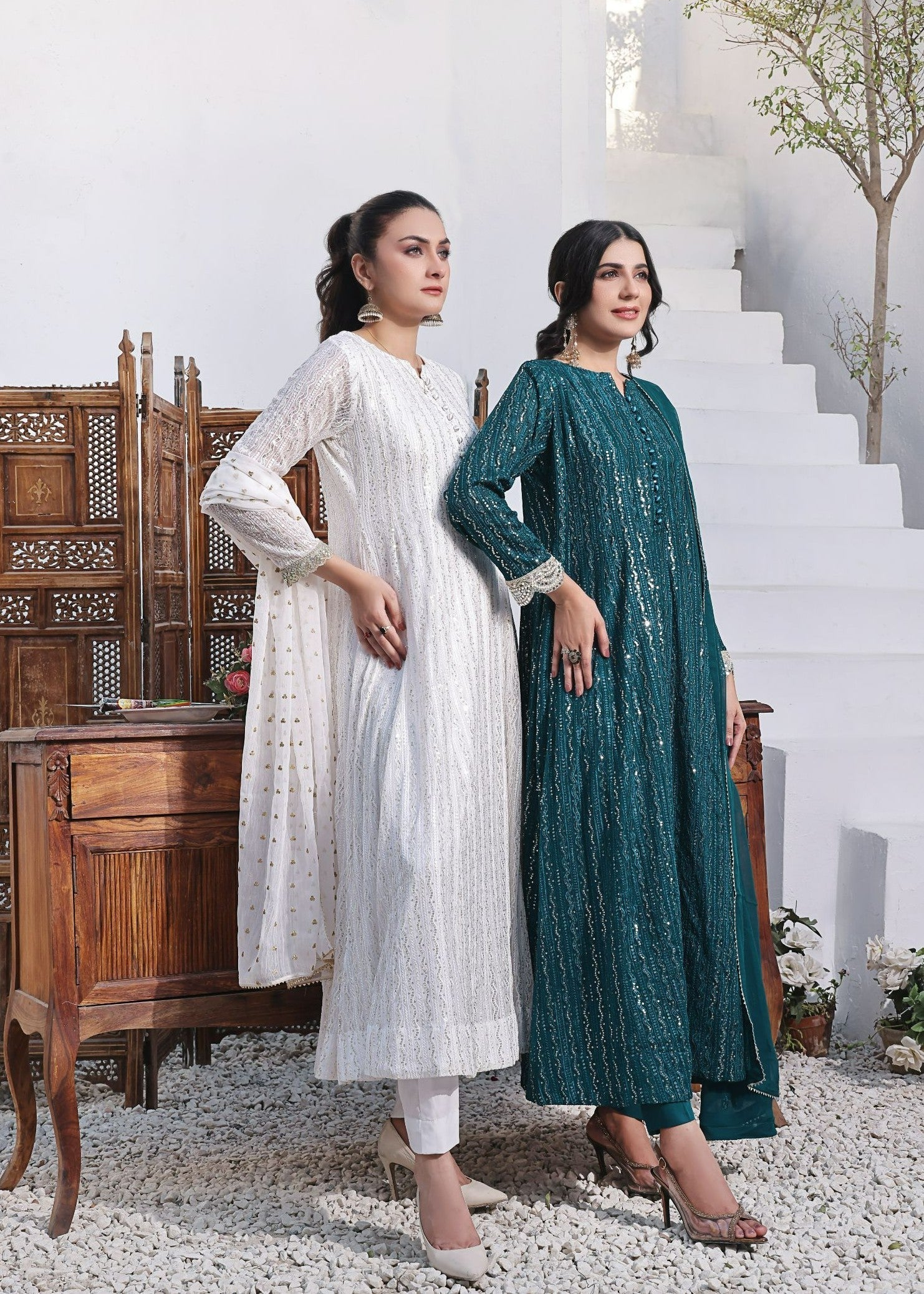 Ayesha Closet Anooshay Gul White Light Women 3pcs