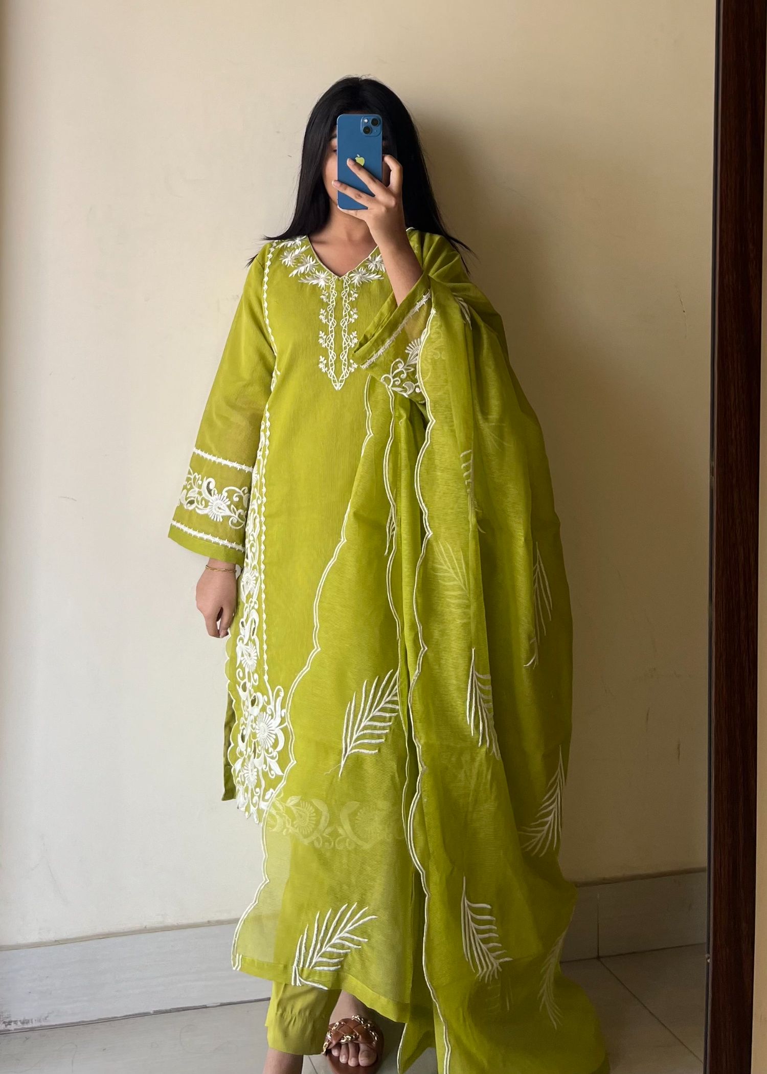 Ayesha B karandi cutwork parrot green Women 4pcs