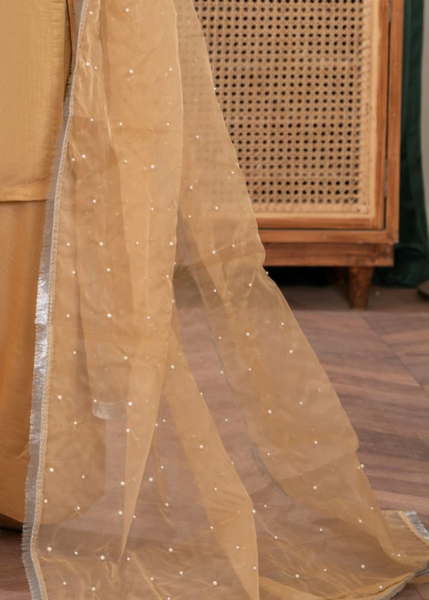 Momin Online Organza dupatta 0003 Women 1pcs