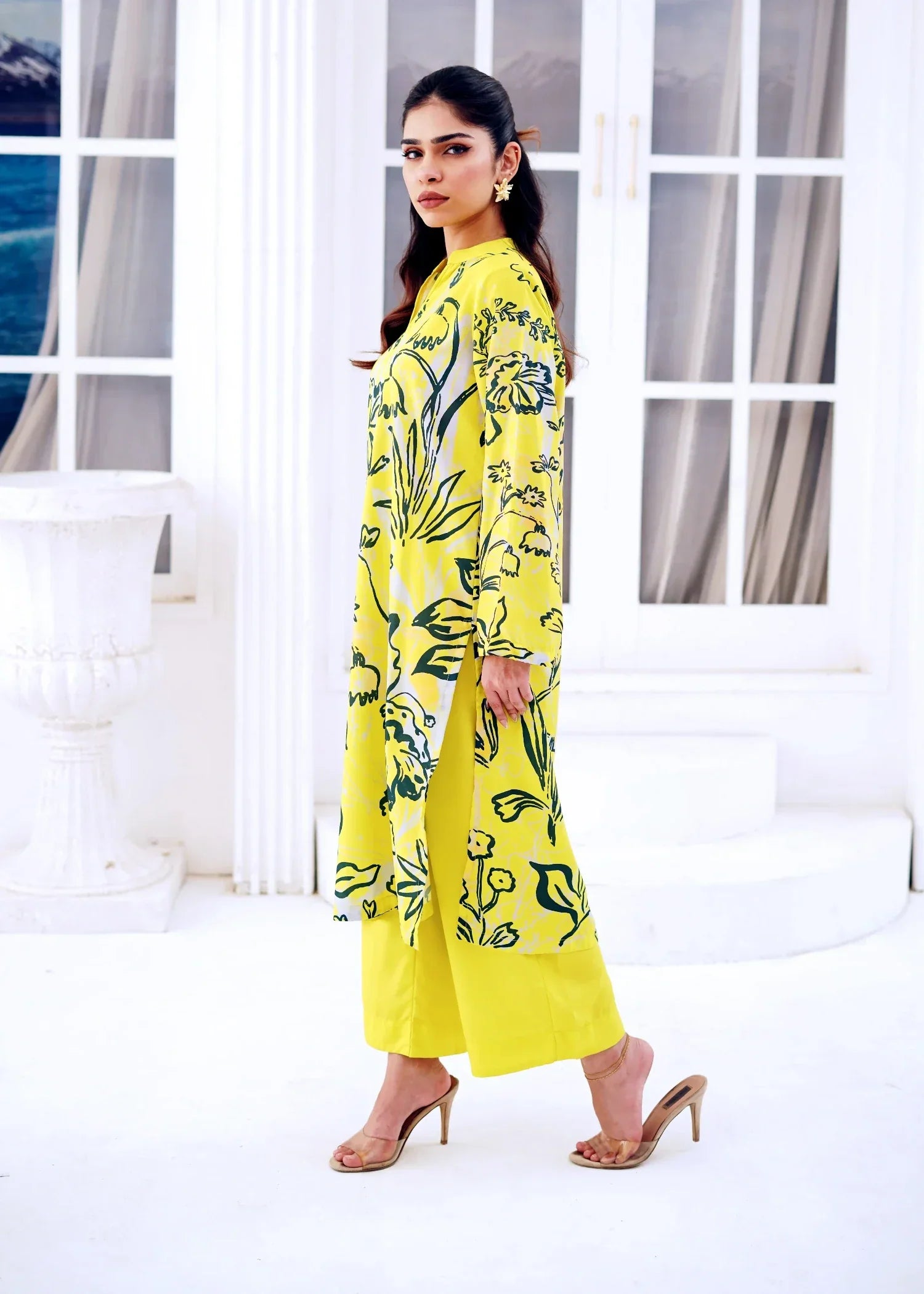 Nairah Daffodil Women 2pcs