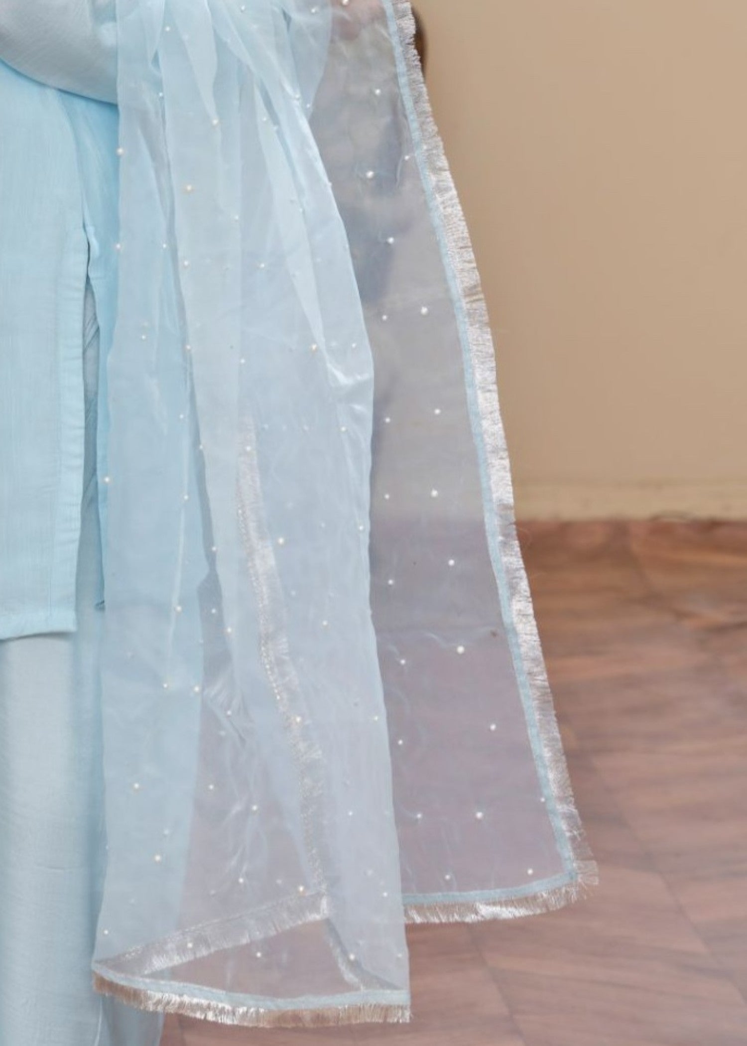 Momin Online Organza dupatta 0004 Women 1pcs