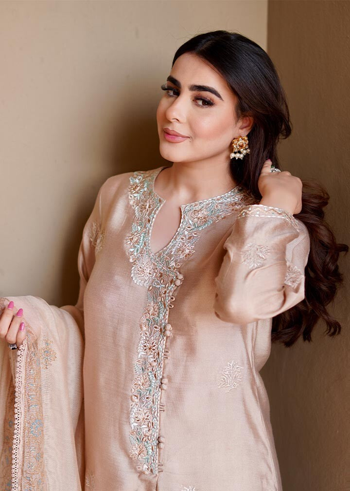 Hues Atelier Soft Beige