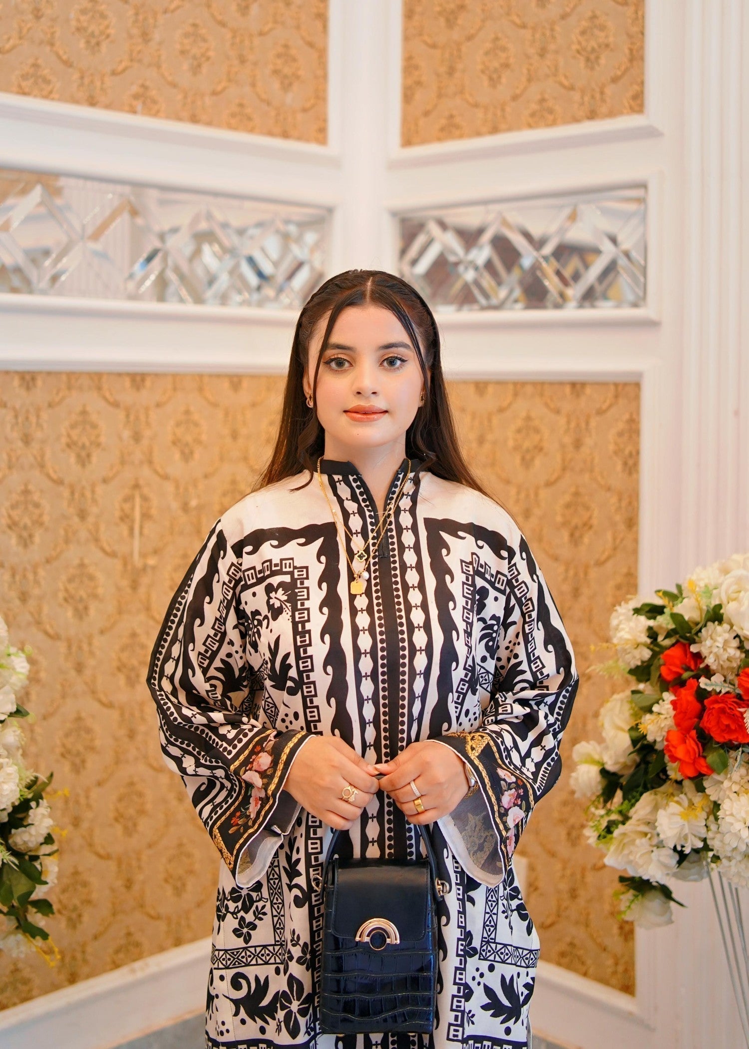 Midway Arts BLACK BEIGN coord Women 2pcs