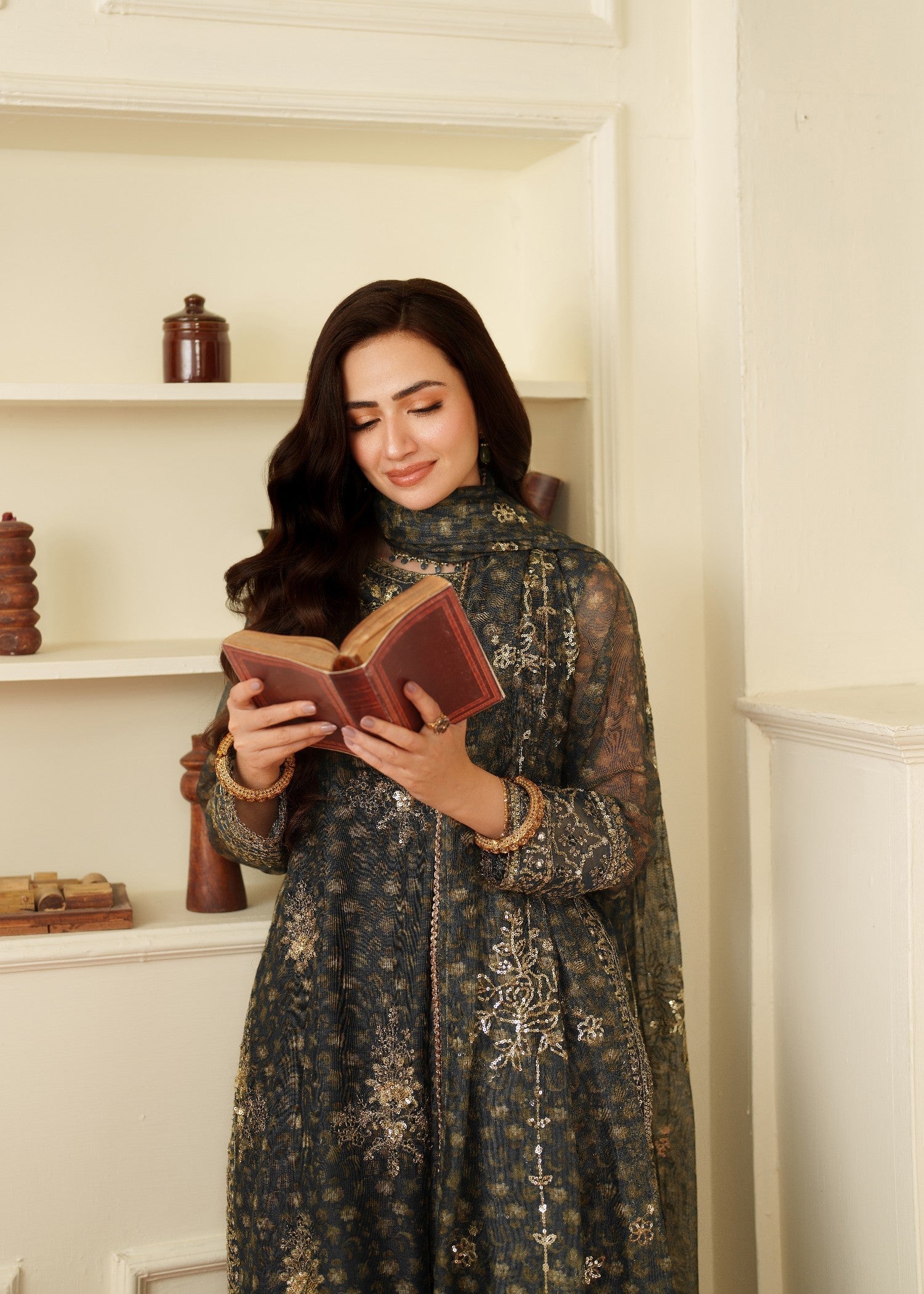 Mohagni LD 01 STITCHED I UNSTITCHED Women 4pcs