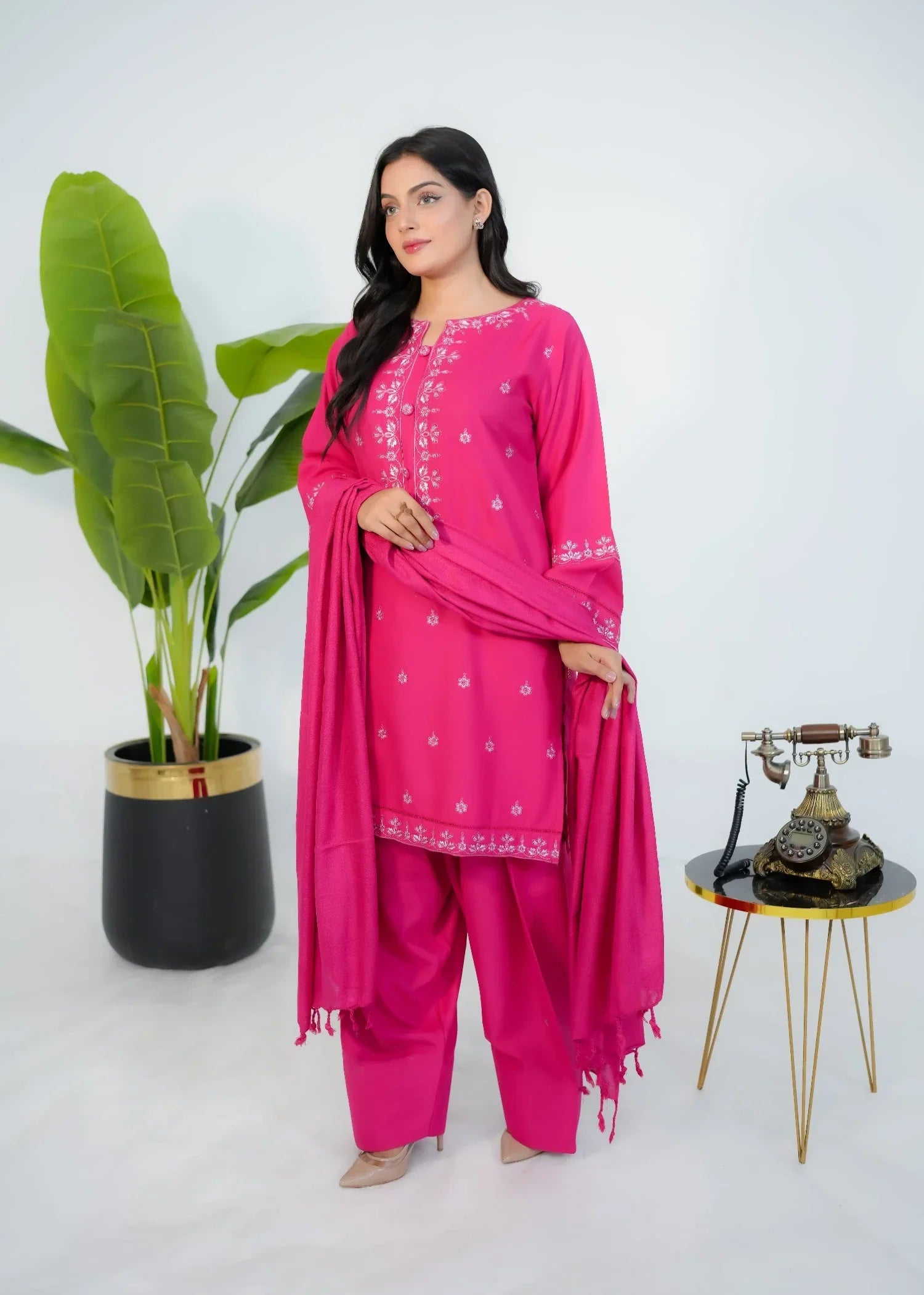 Pretbee Pink embroidered dhanak farshi shalwar set Women 3pcs