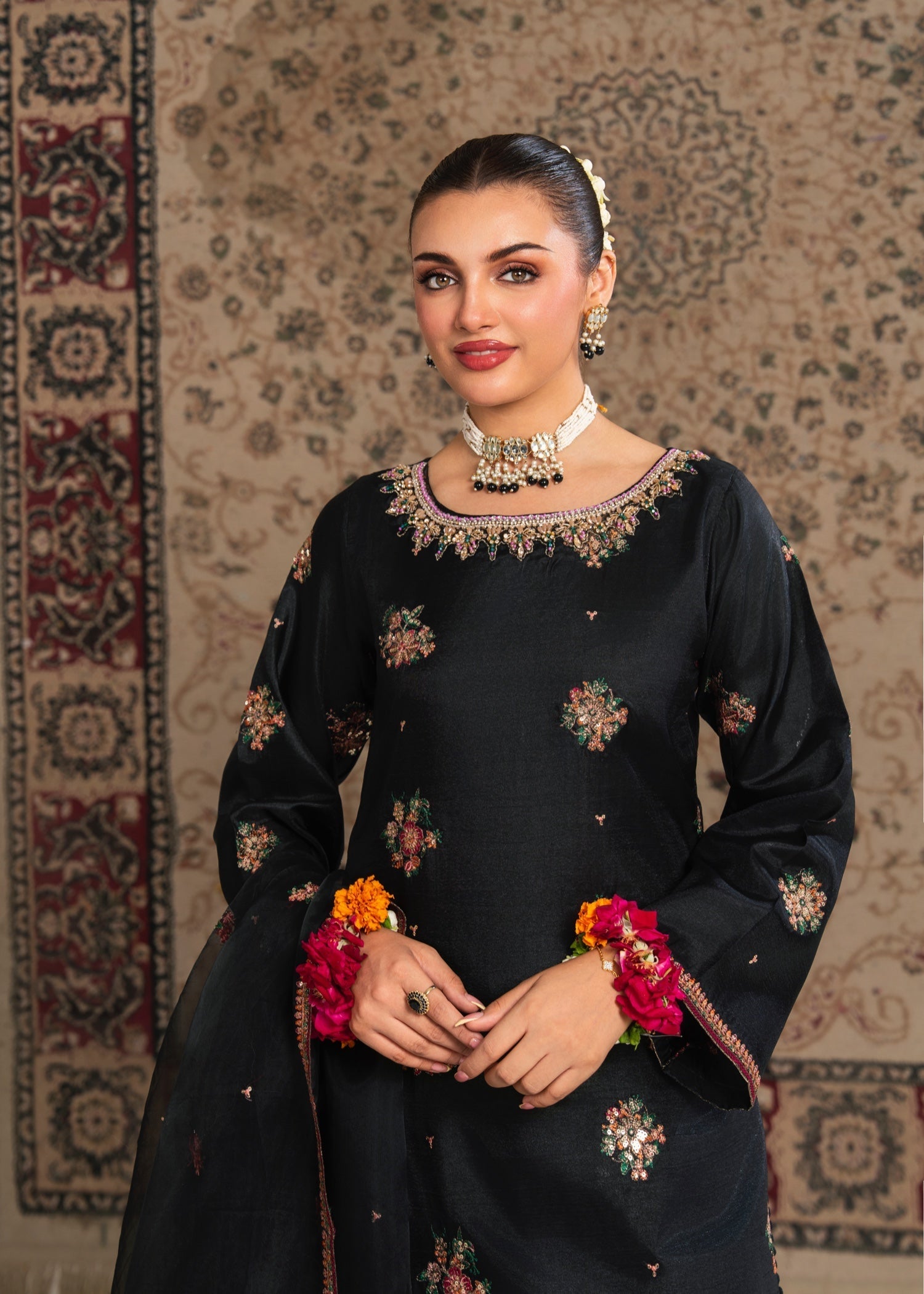 Maira Fashion Black embroided kurta set Women 3pcs