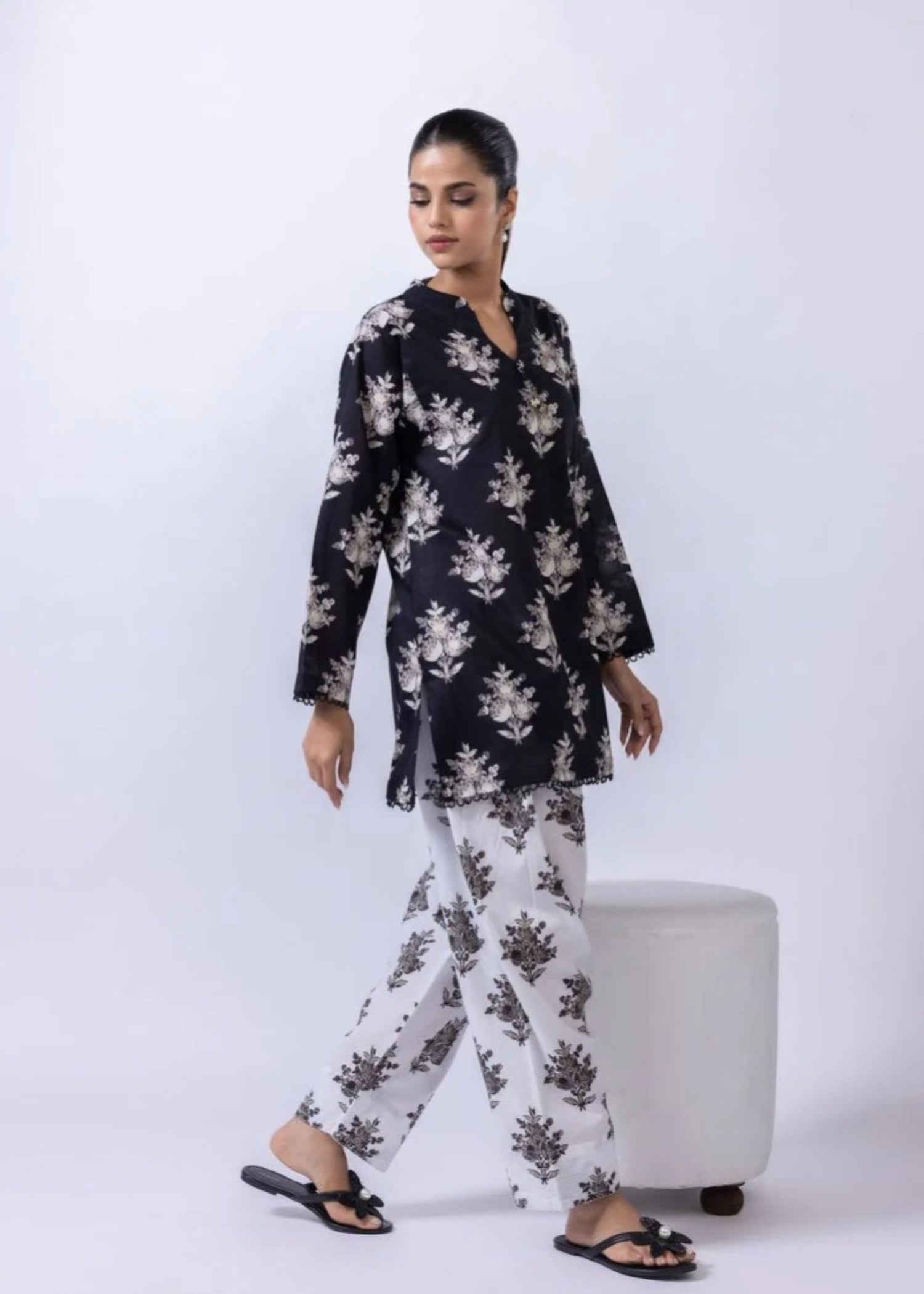 Stylish Collection NOIR Women 2pcs