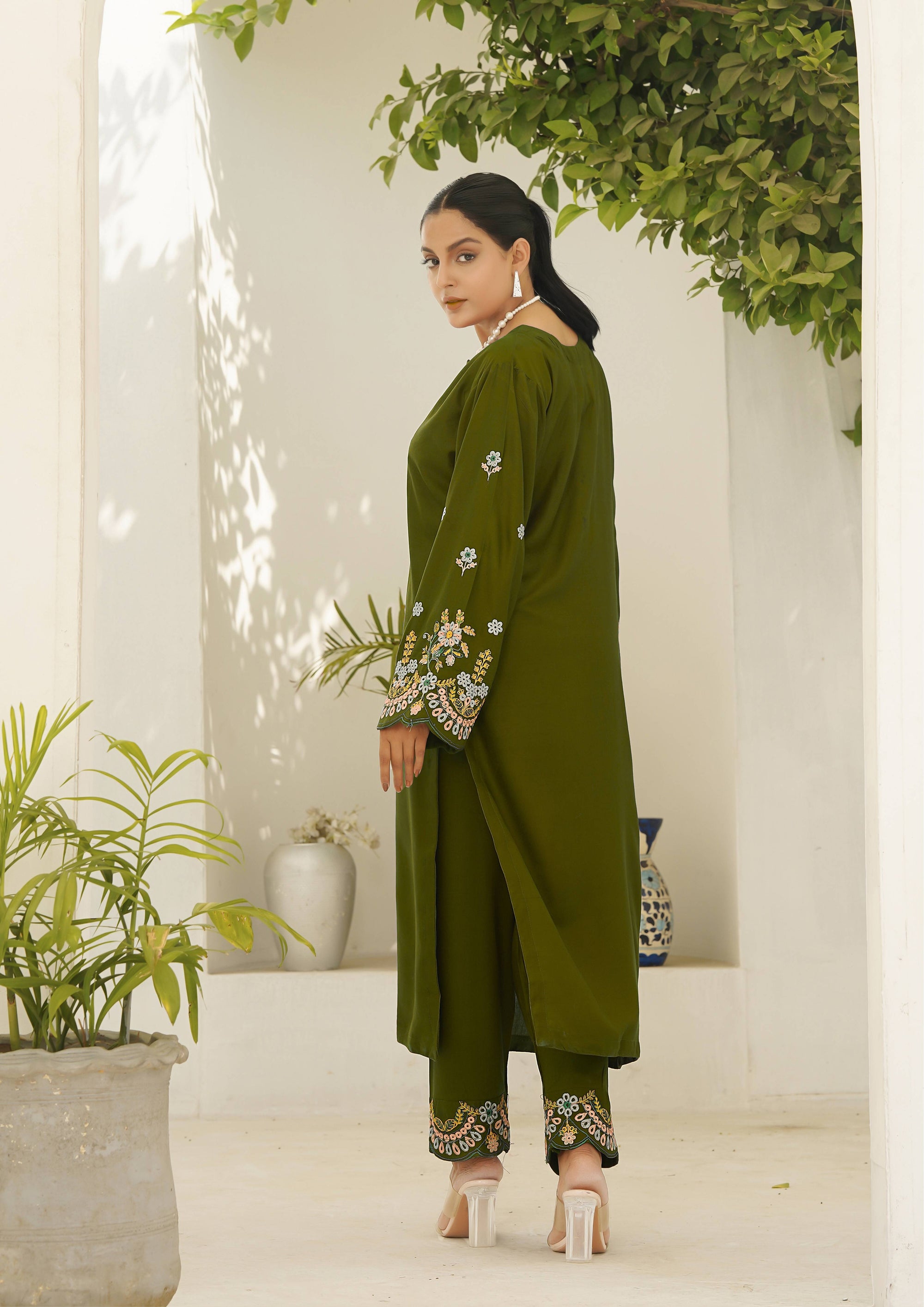 Hamna Kalim HUMA green Women 2pcs