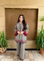 Preetpret Sahira Women 2pcs