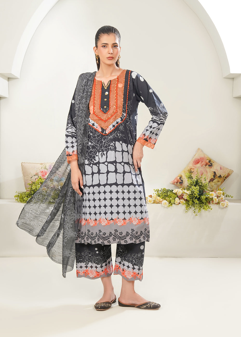 Elara Official Noir Chic Lawn Women 3pcs