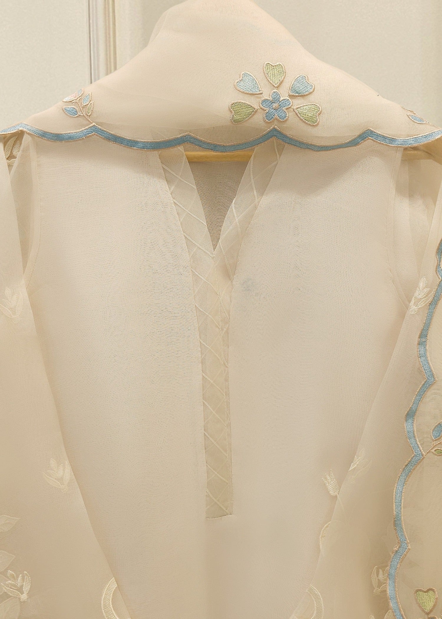 Agha Noor Pure Organza Embroidered Suit S112400 Women 3pcs