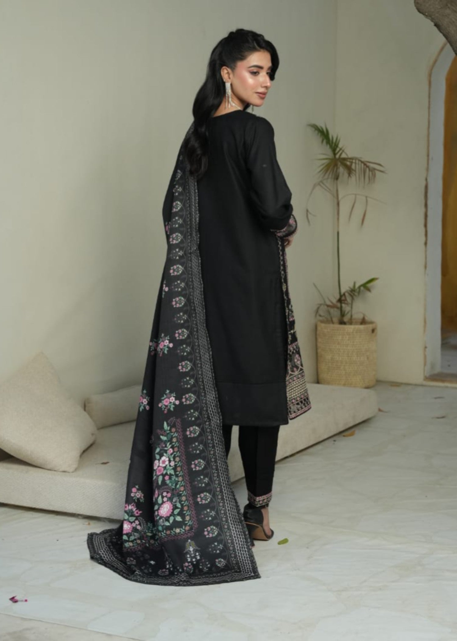 Designer Rack Dhanak luxury embraided black Women 3pcs