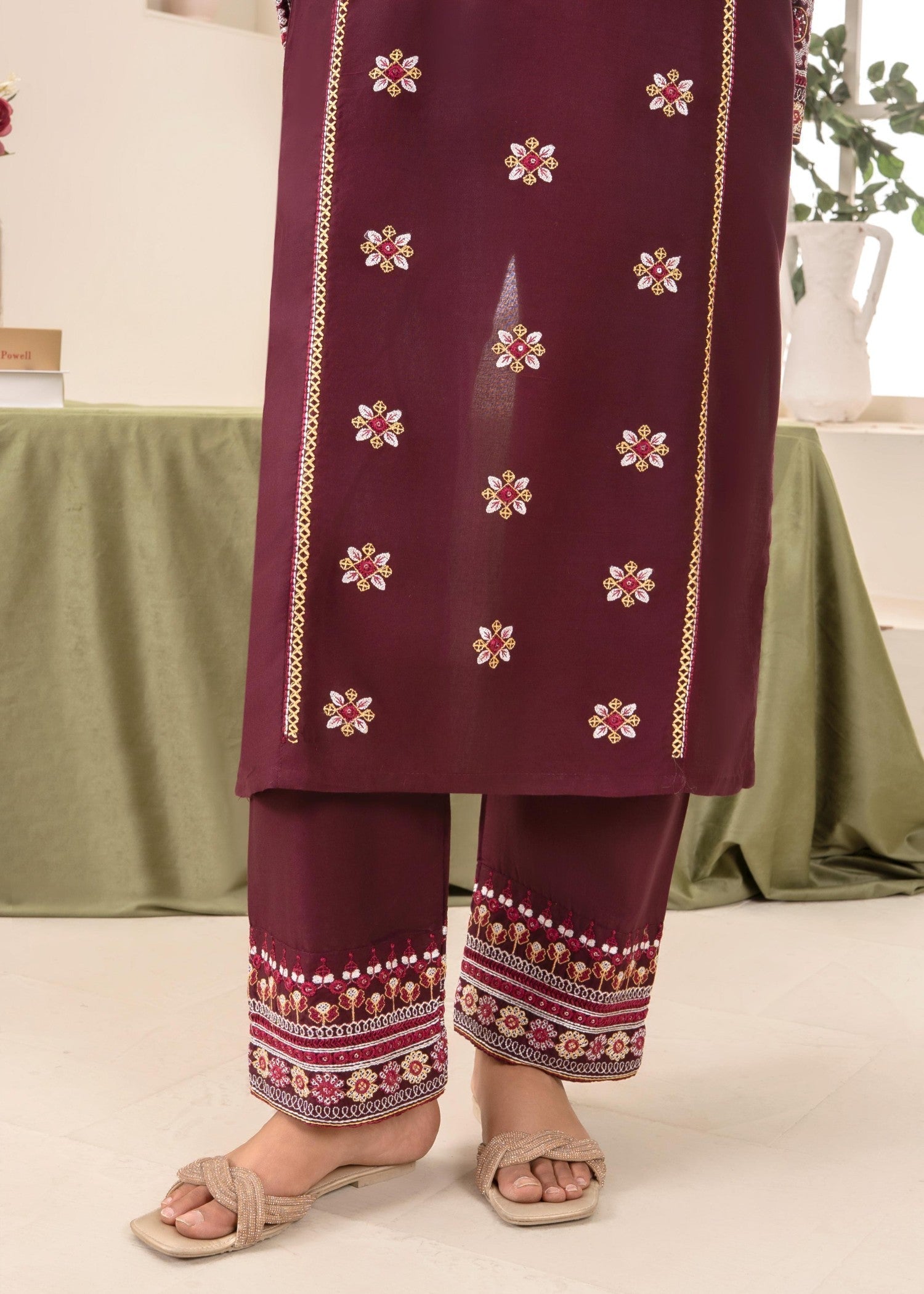 Stylish Collection NAZAKAT EMBROIDERED Women 2pcs