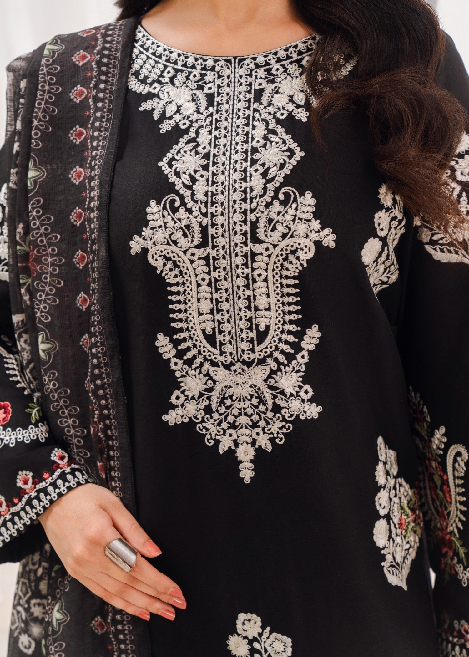 Sahibas By Mirza Ammara Black Women 3pcs