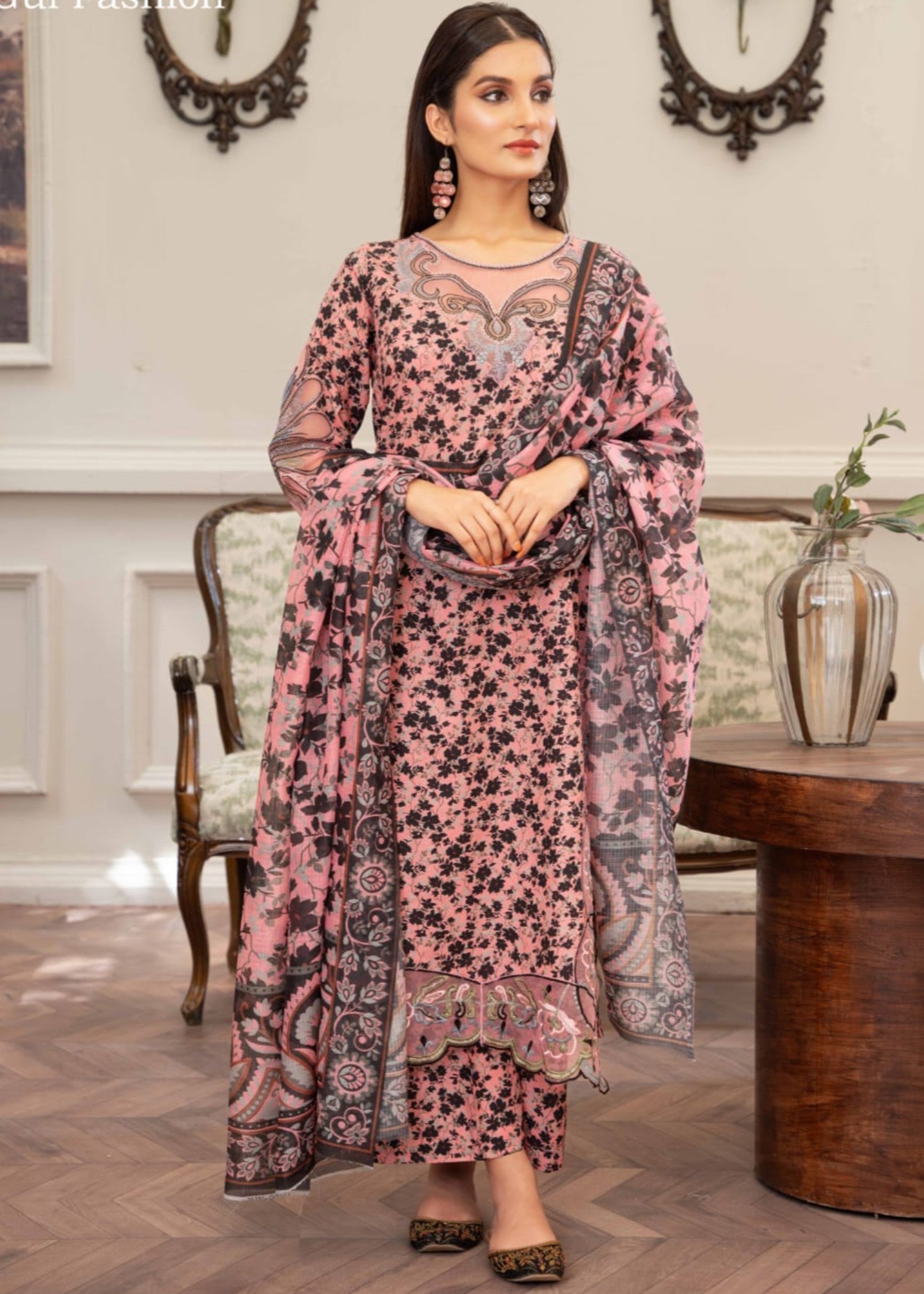Gul Fashion Embroidered Lawn Kurta Set 02 Women 3pcs