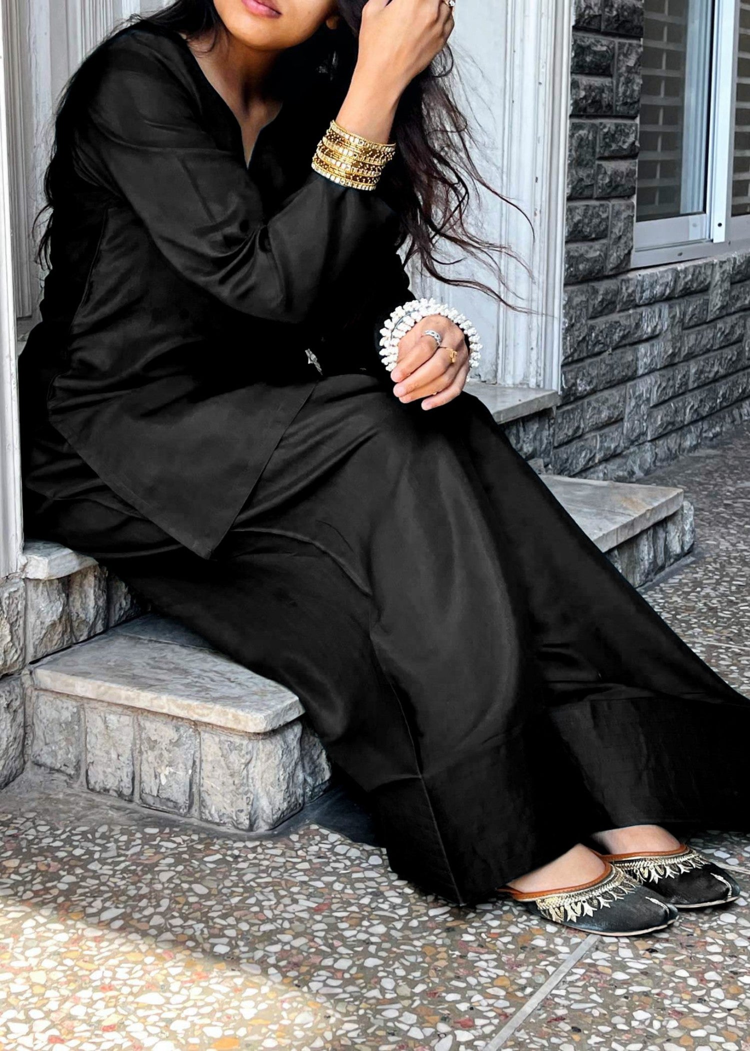 Akhrot Clothing Farshi Shalwar Black Women 2pcs